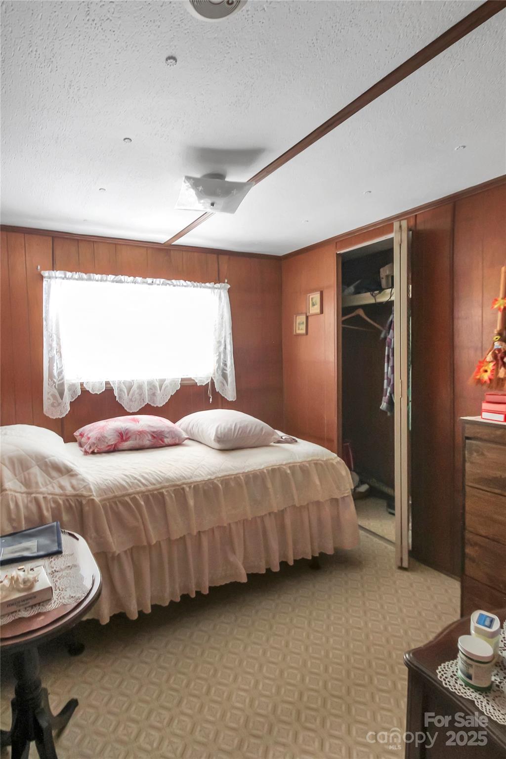 305 Old Belwood Road