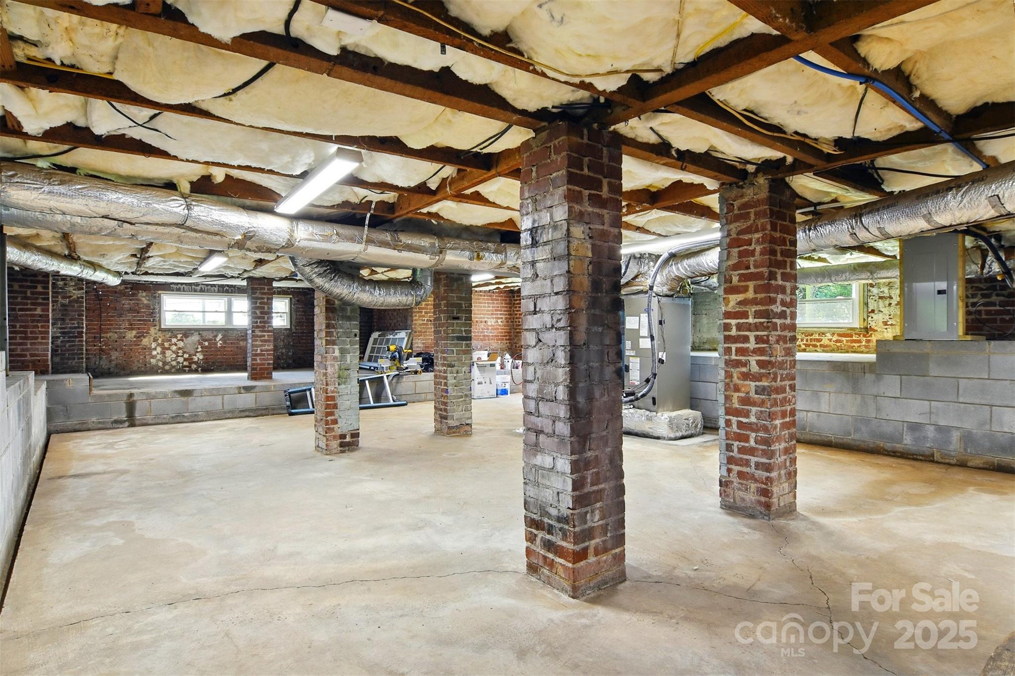 3923 US Hwy 321A Highway