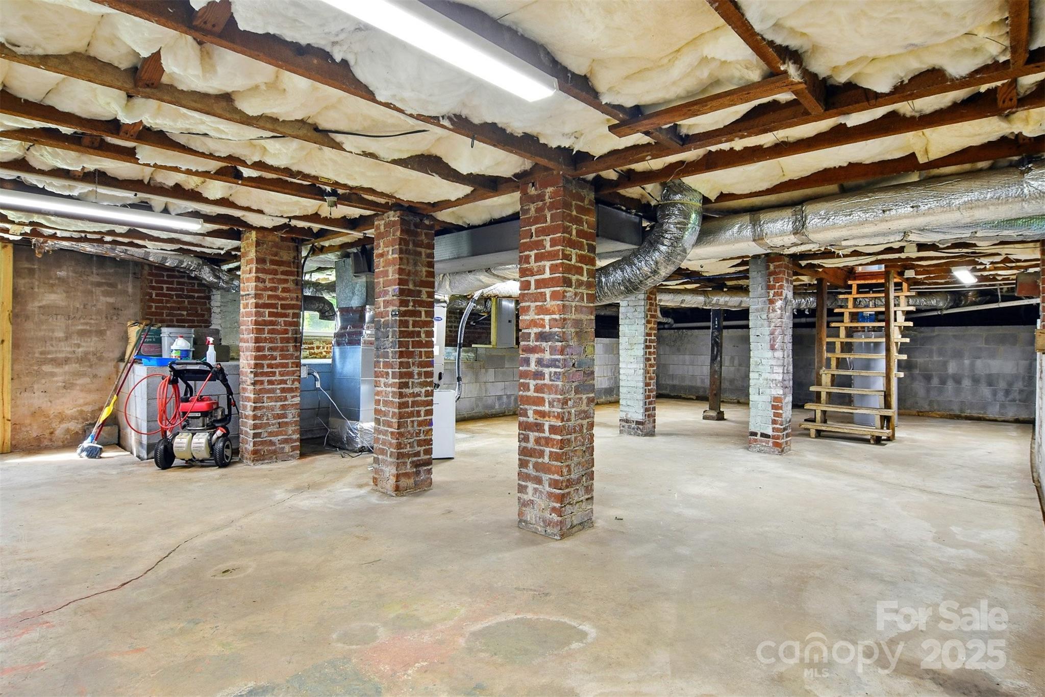 3923 US Hwy 321A Highway