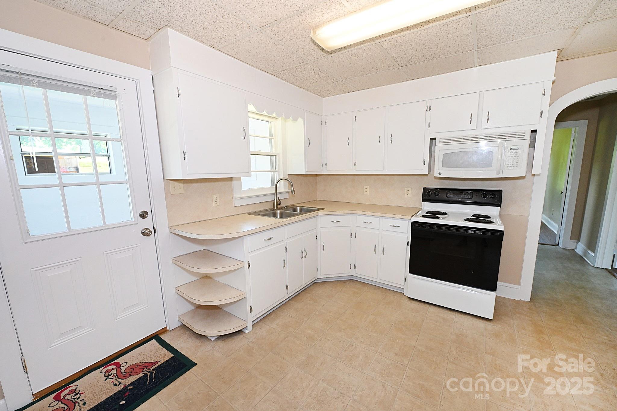 1667 Baton School Road Unit: 1