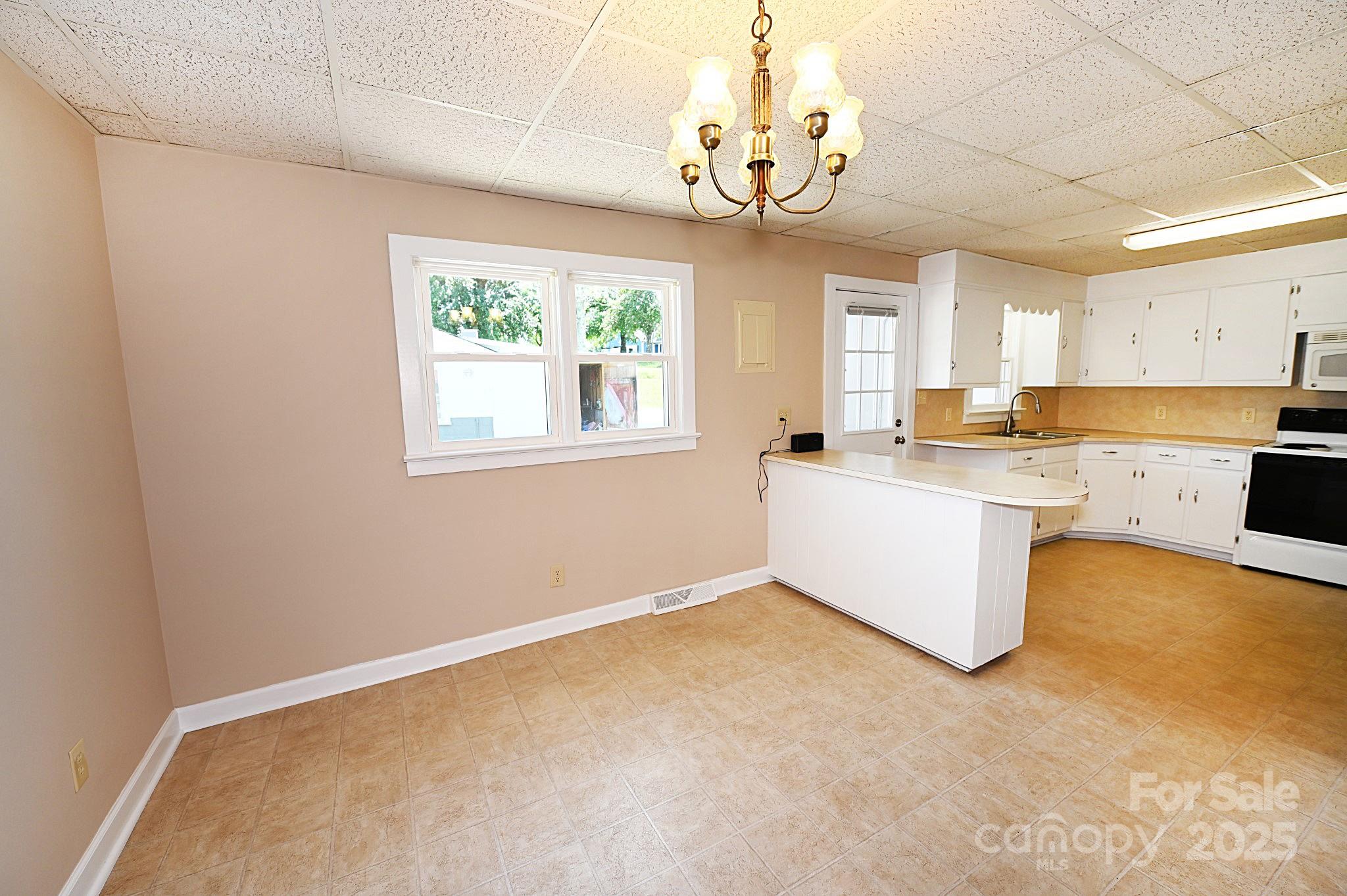 1667 Baton School Road Unit: 1