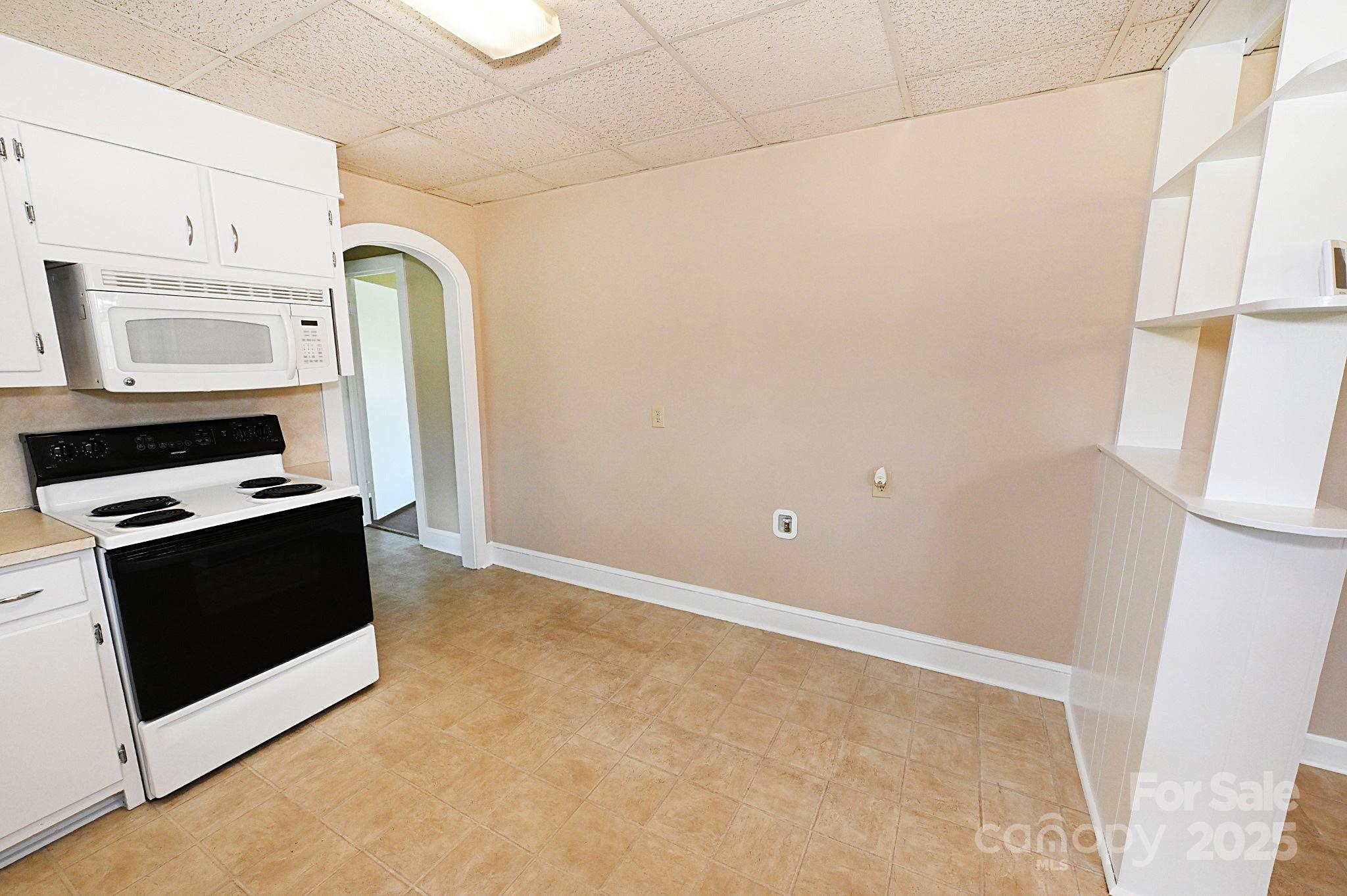 1667 Baton School Road Unit: 1