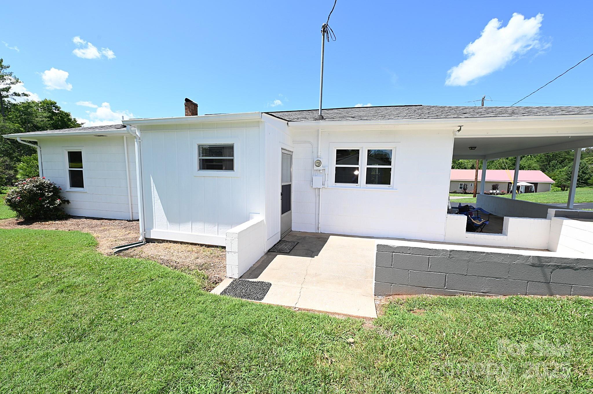 1667 Baton School Road Unit: 1