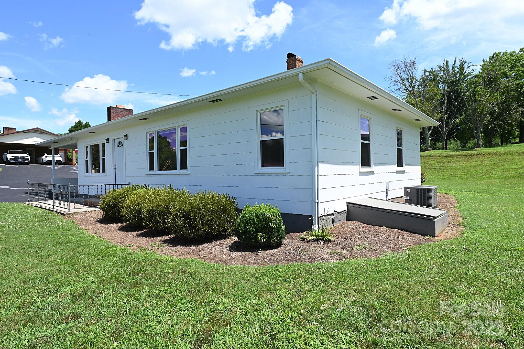 1667 Baton School Road Unit: 1