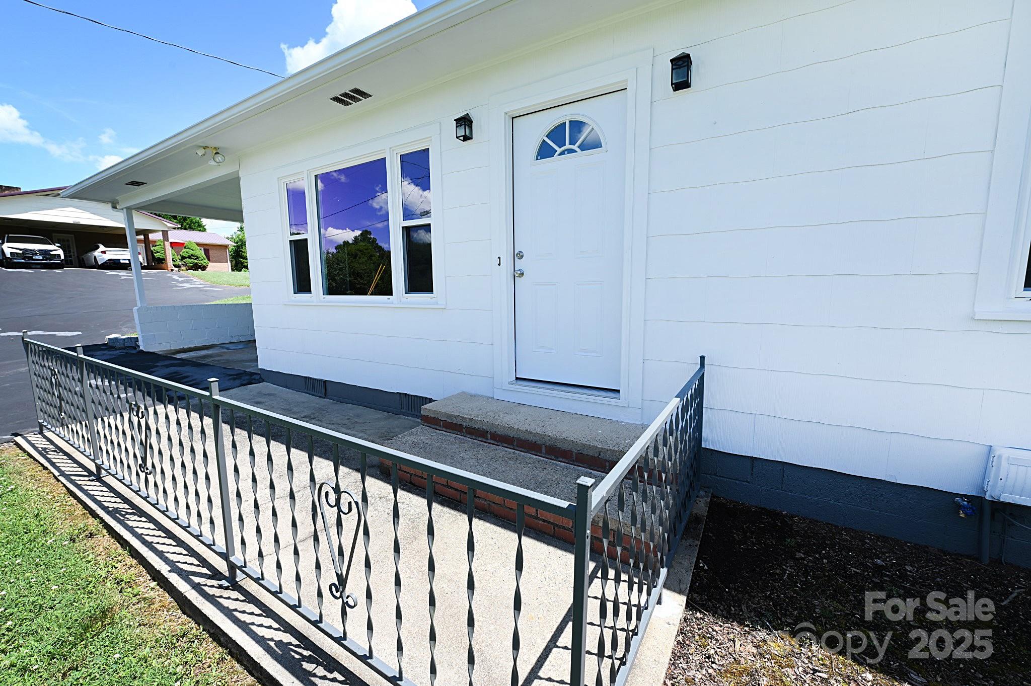 1667 Baton School Road Unit: 1