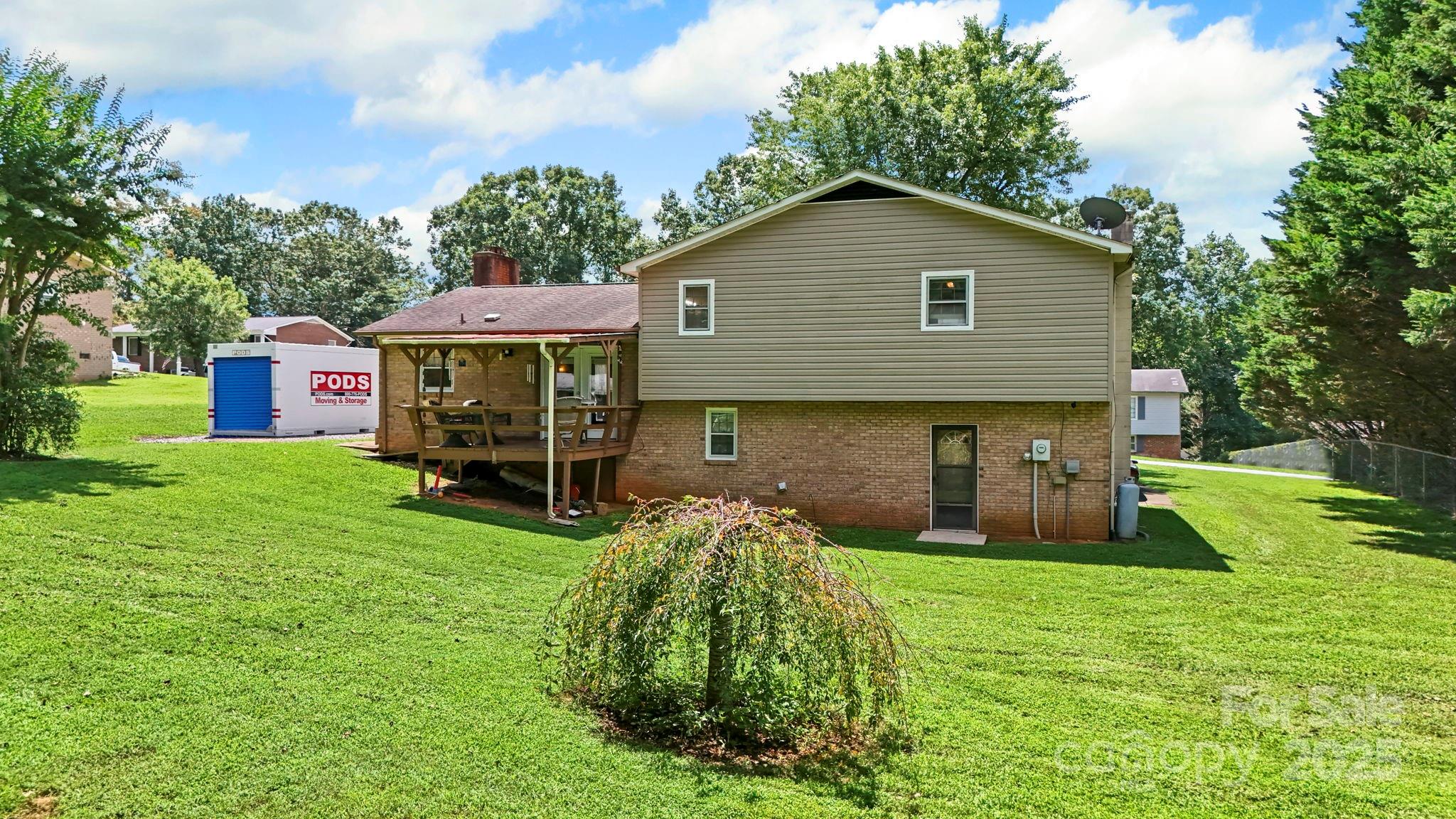 3005 Mac Drive