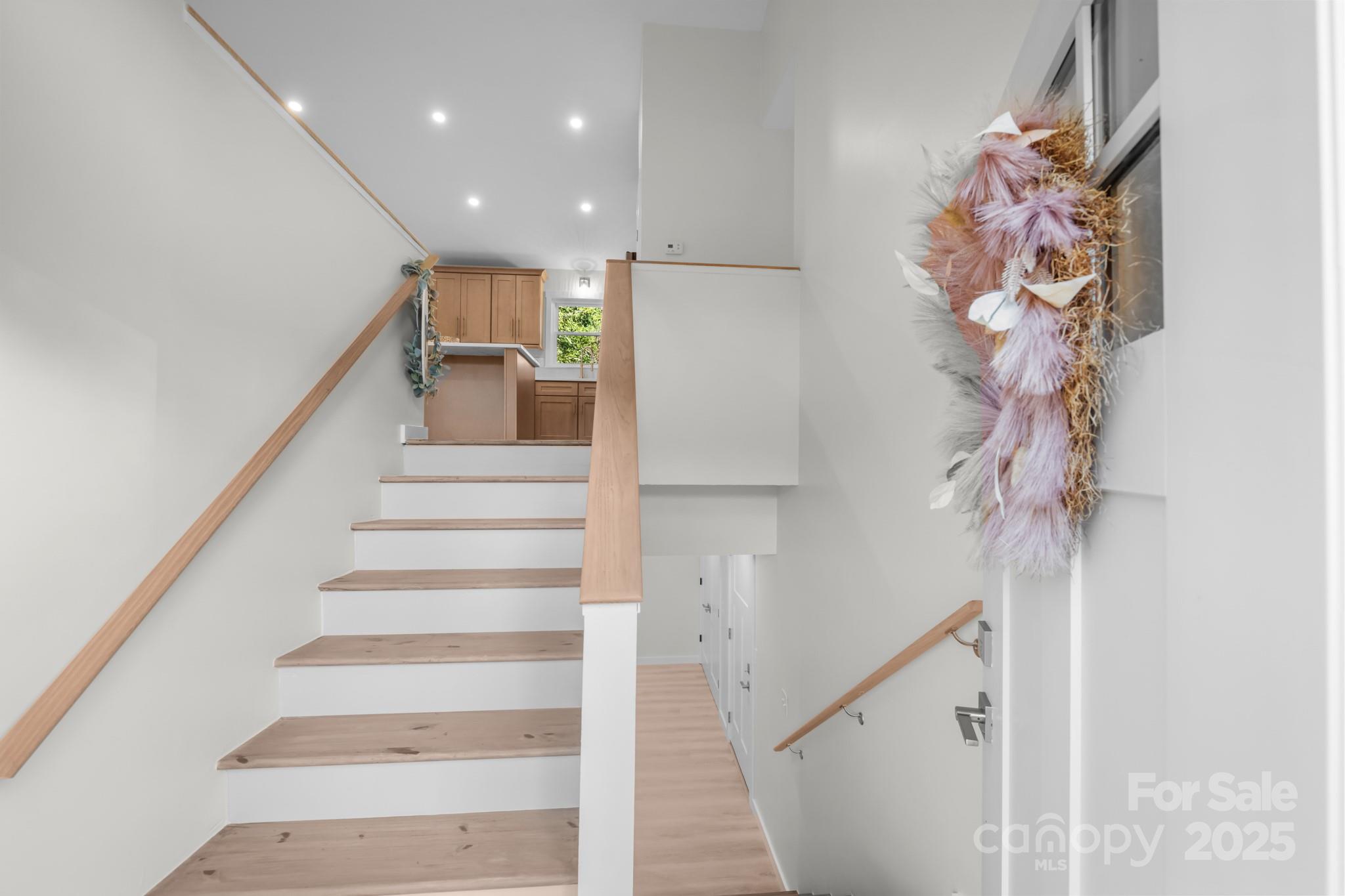 4374 Calico Road
