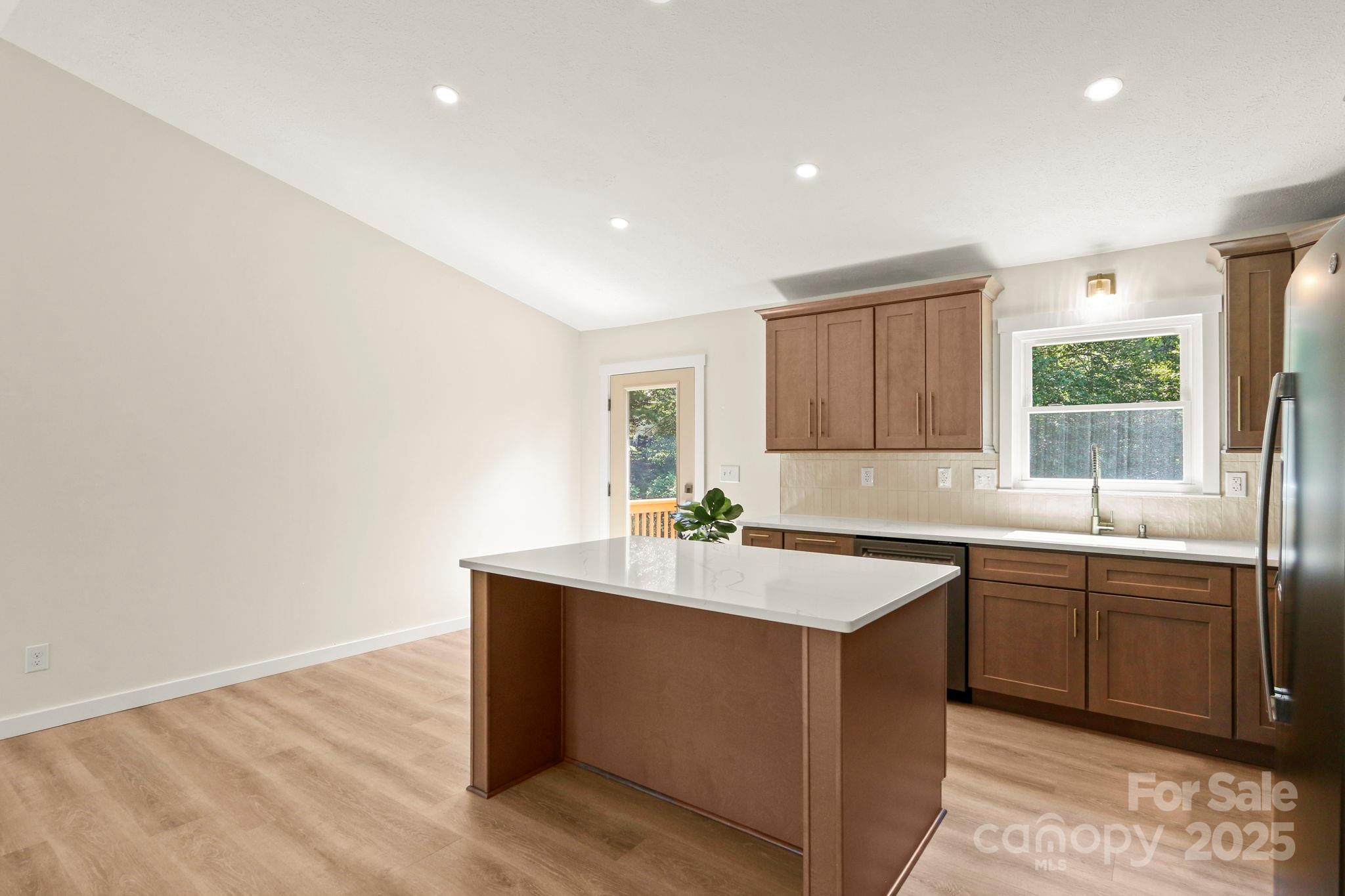 4374 Calico Road