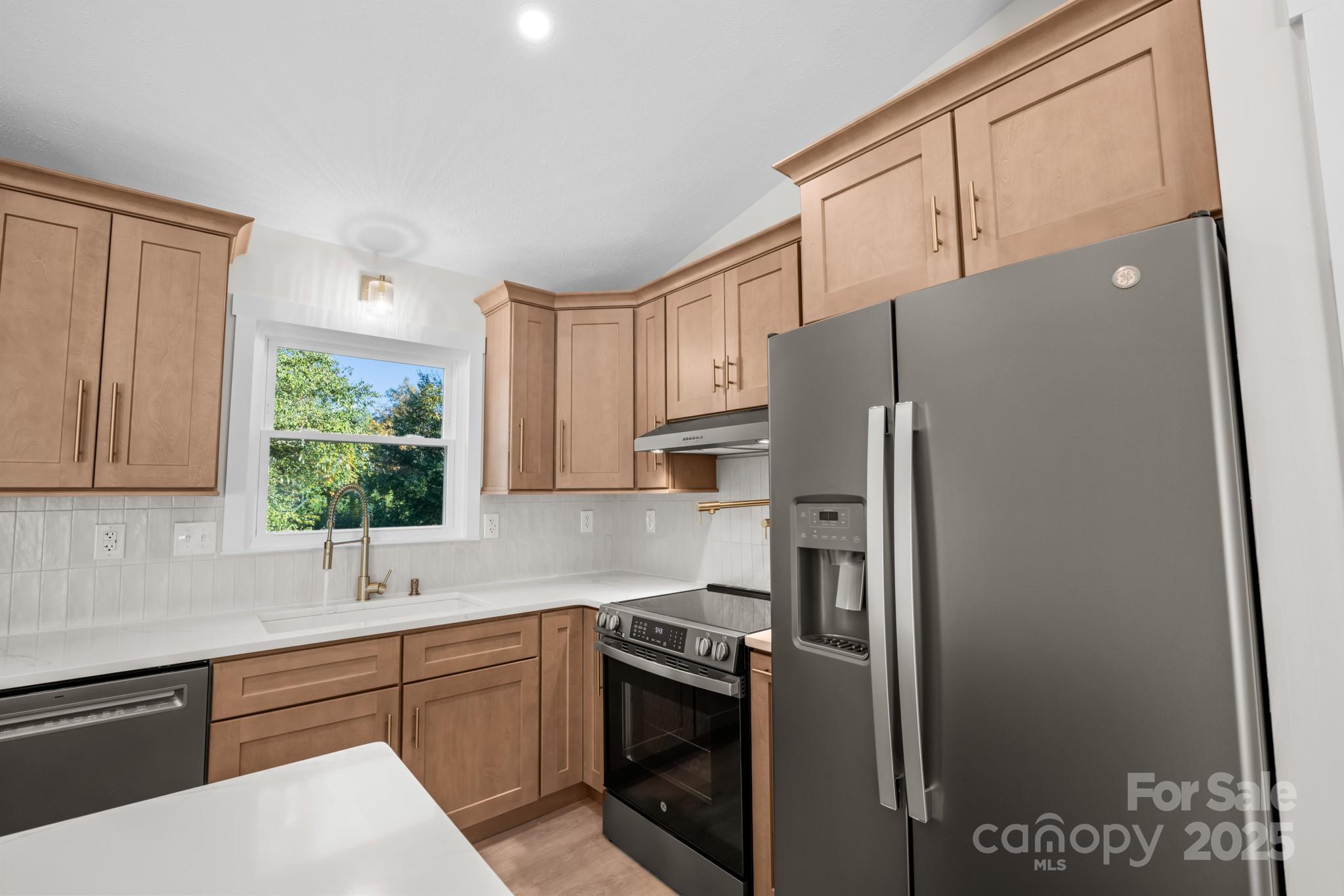 4374 Calico Road