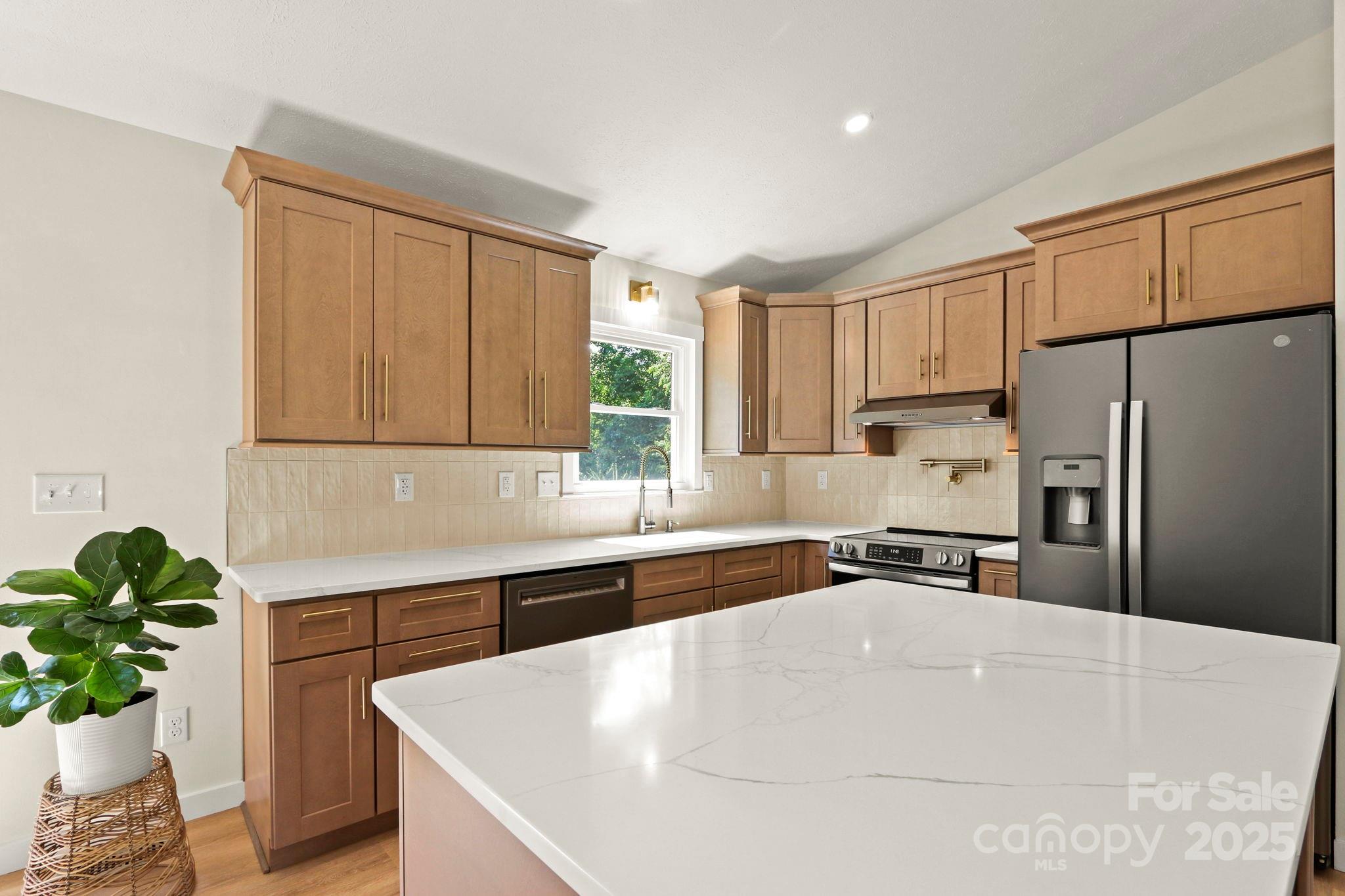 4374 Calico Road
