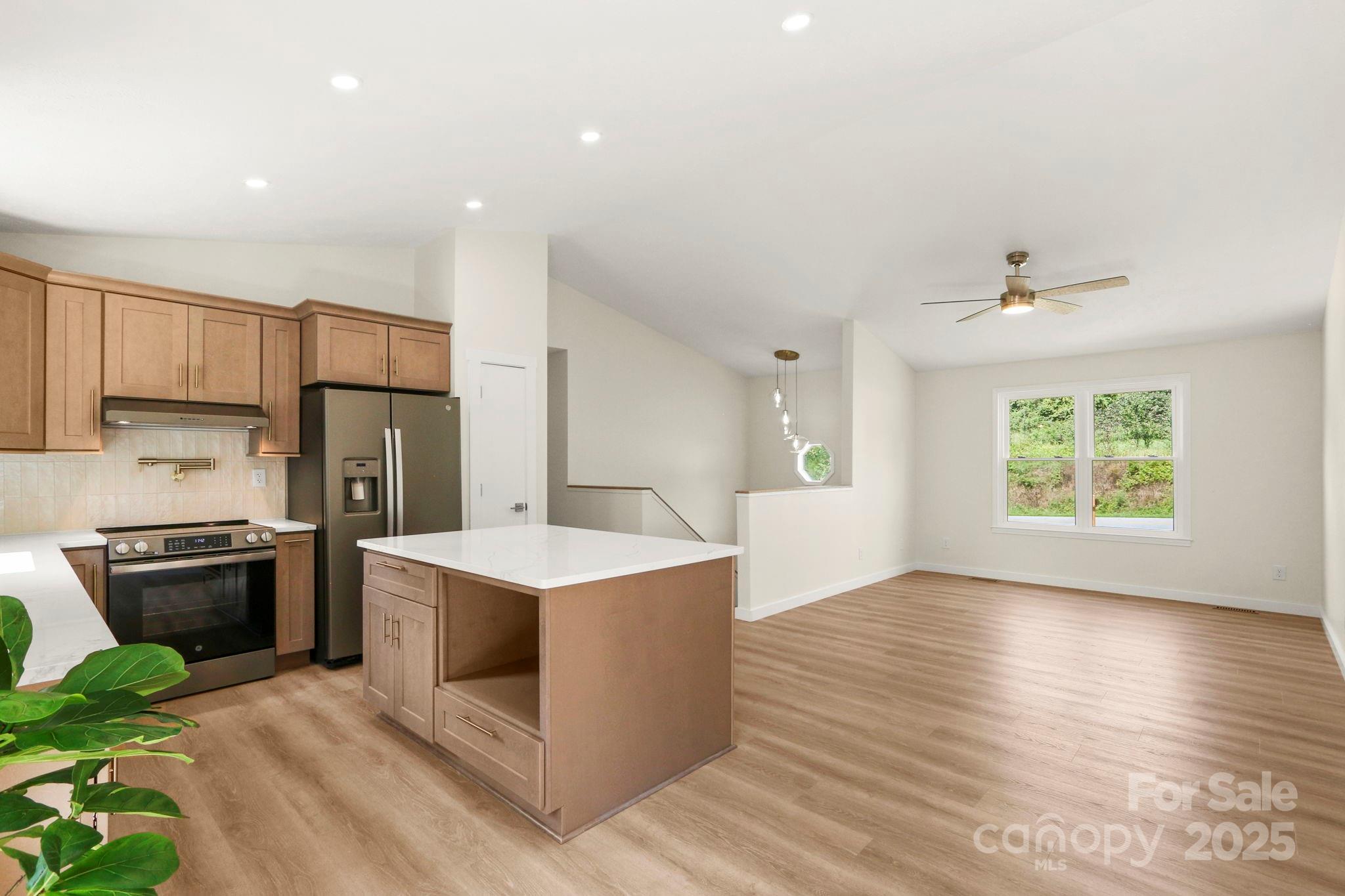 4374 Calico Road
