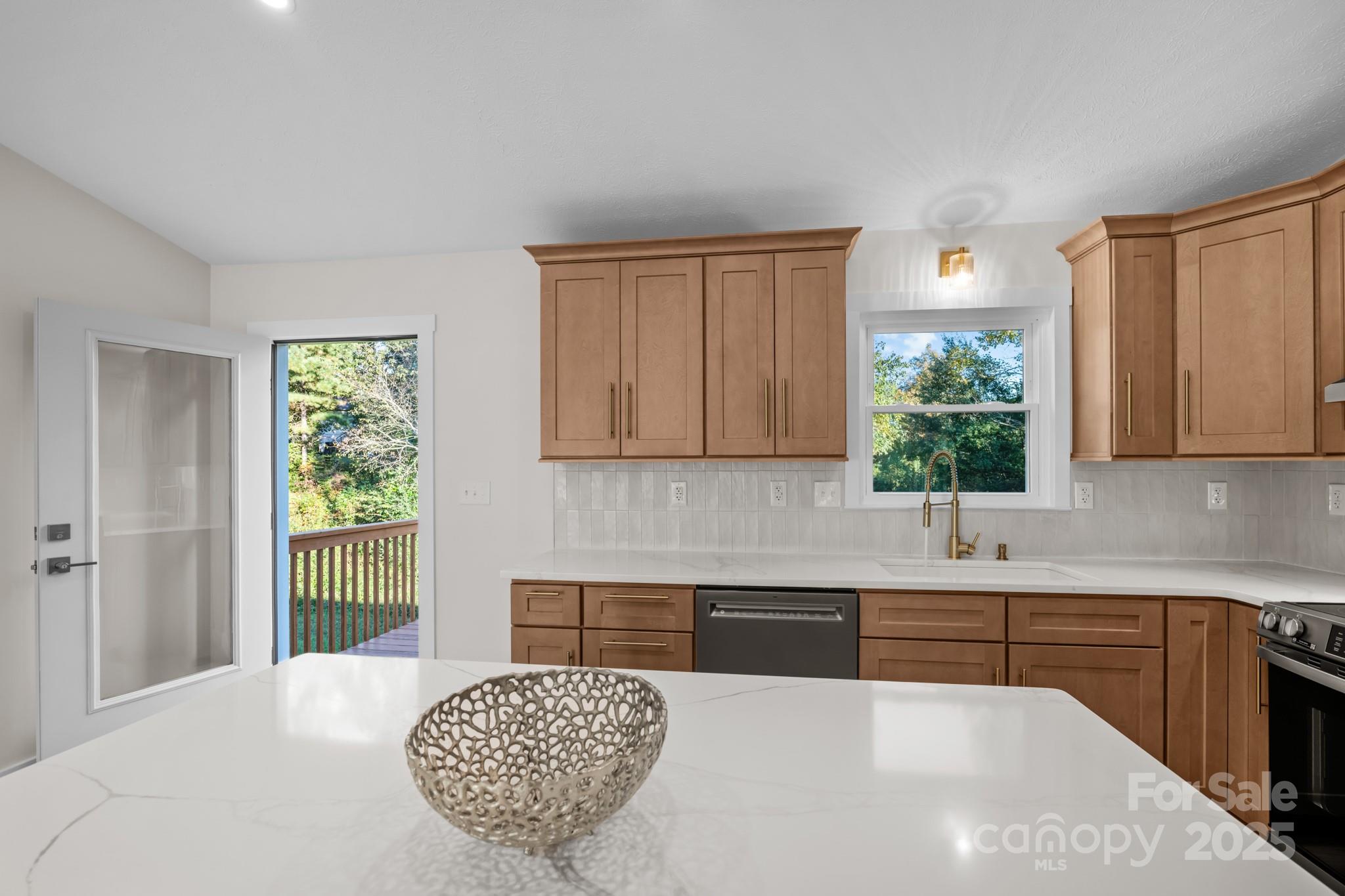 4374 Calico Road