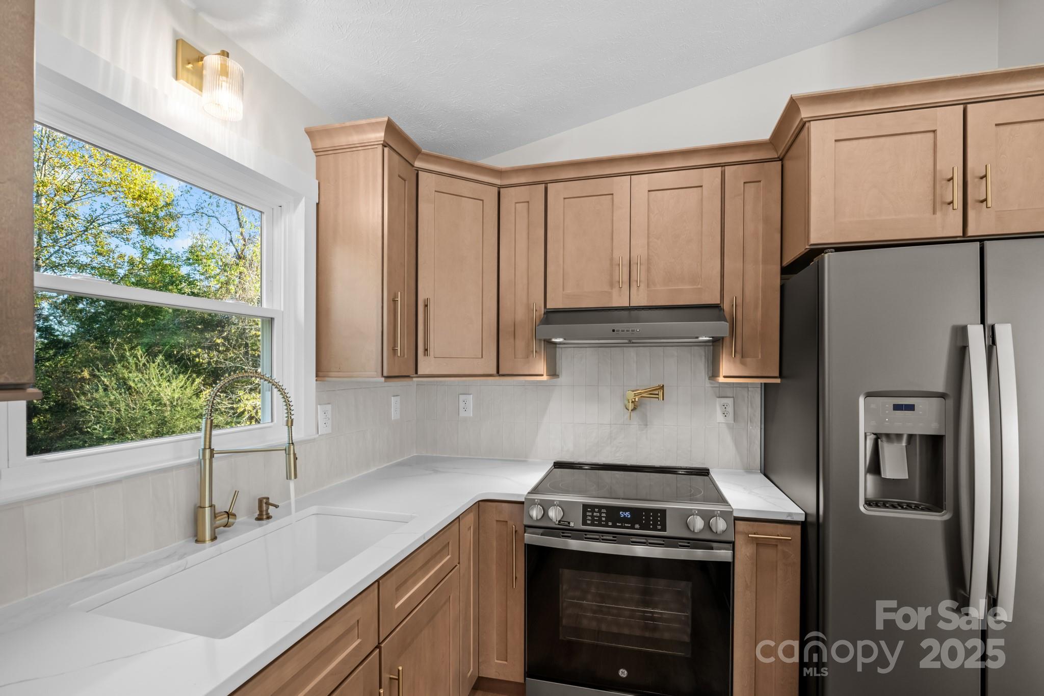 4374 Calico Road