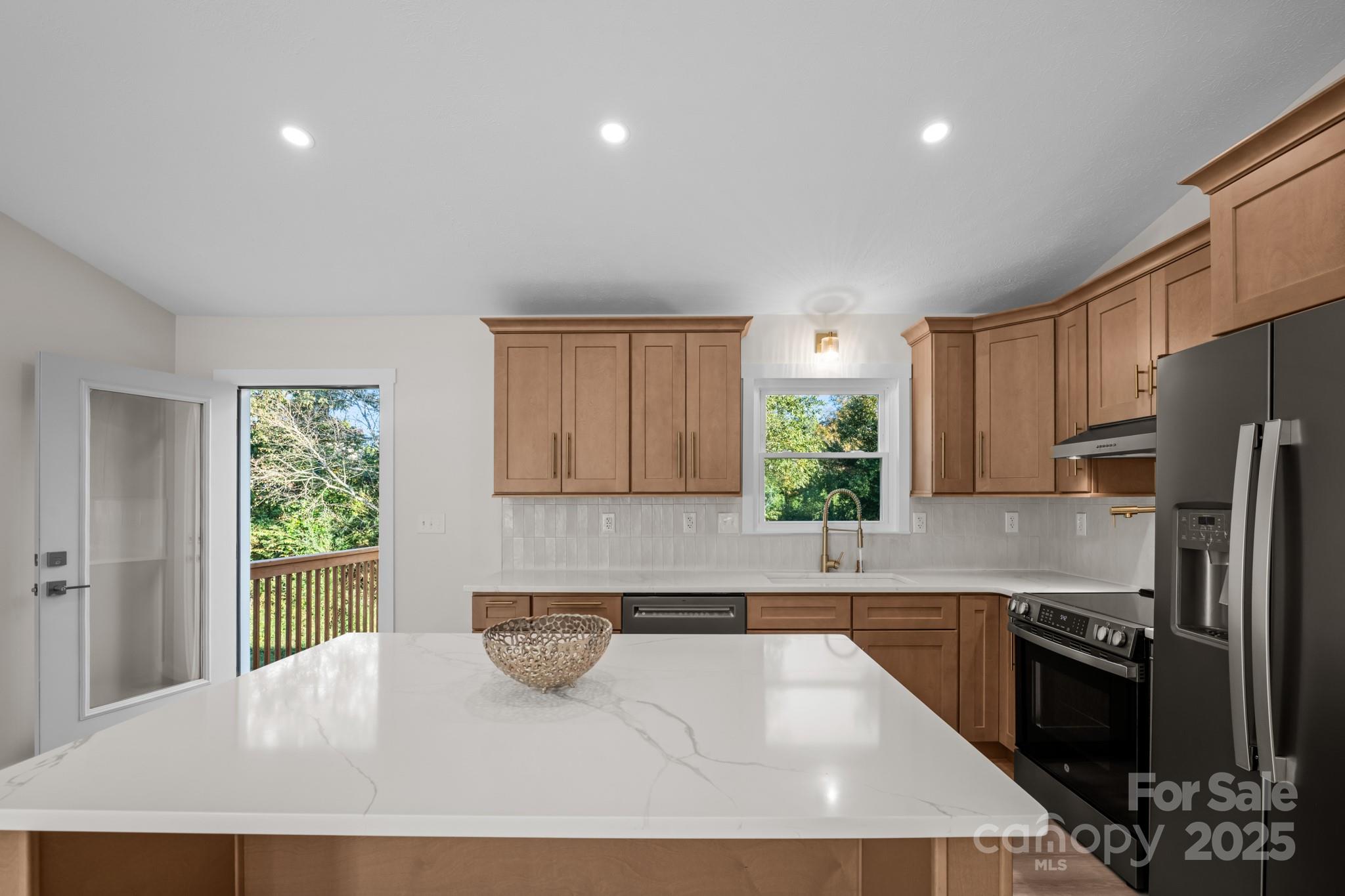 4374 Calico Road