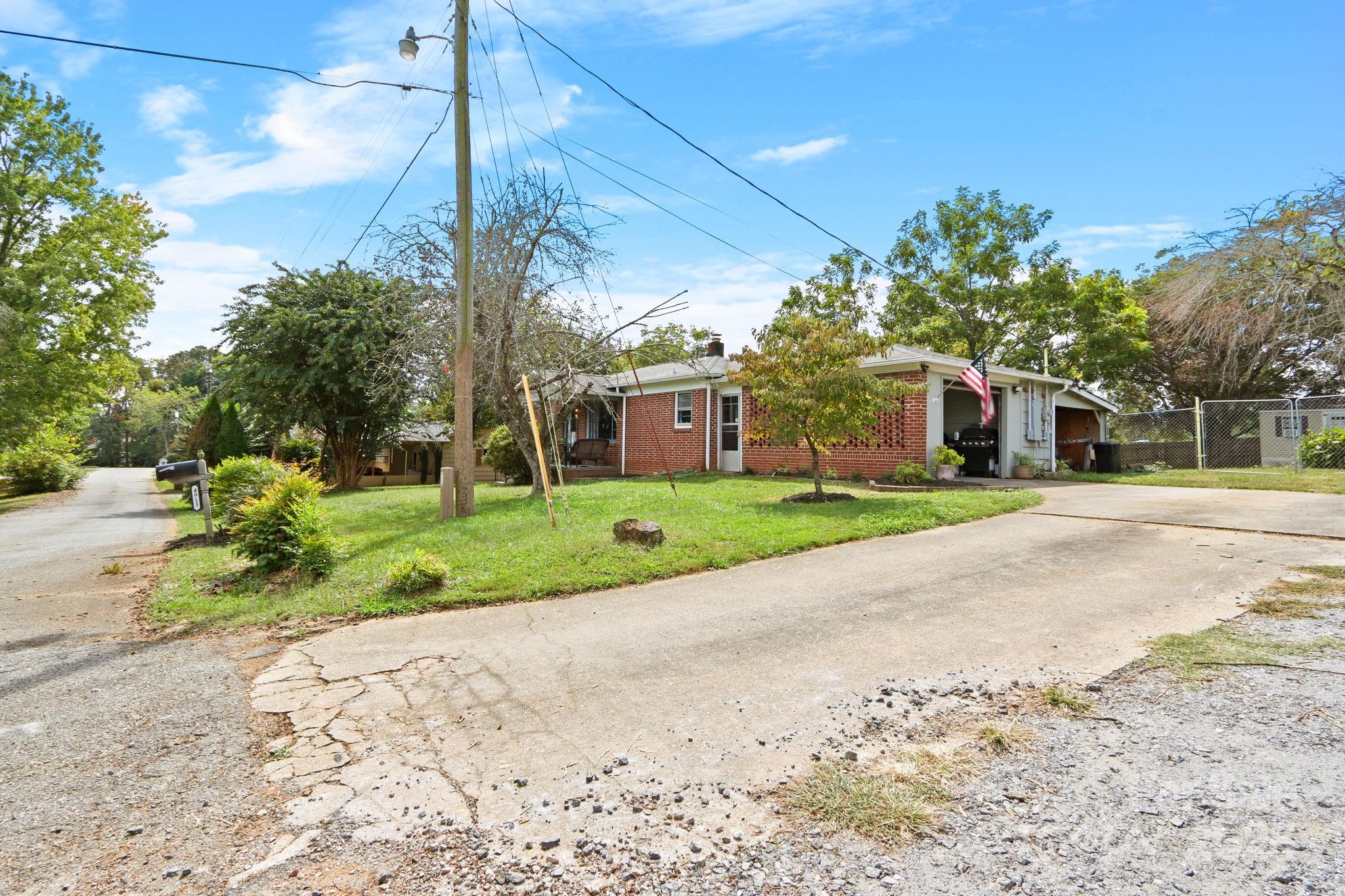 4913 Friendly Drive