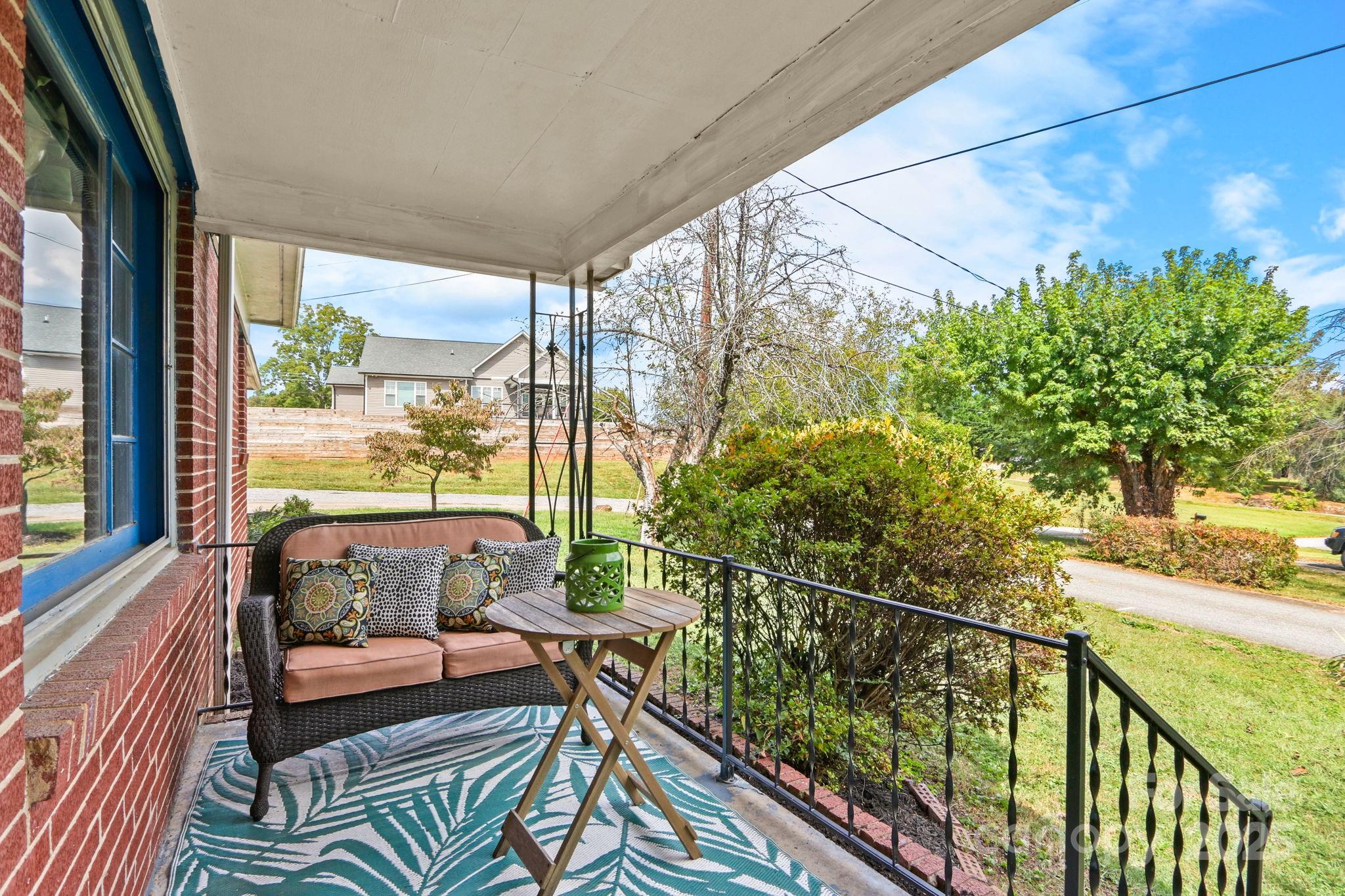 4913 Friendly Drive