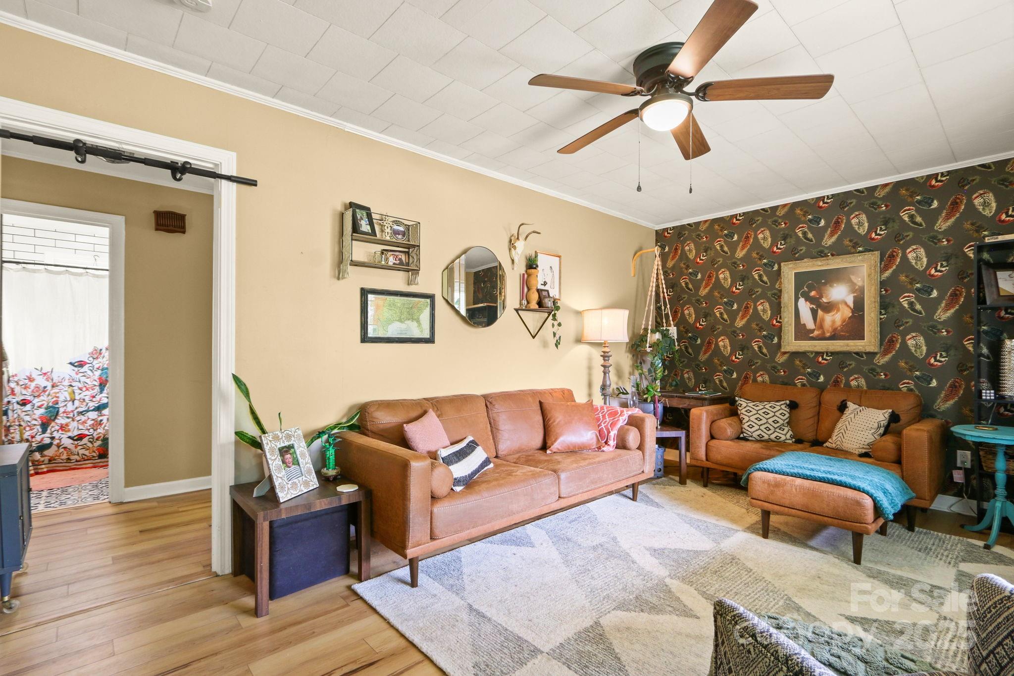 4913 Friendly Drive