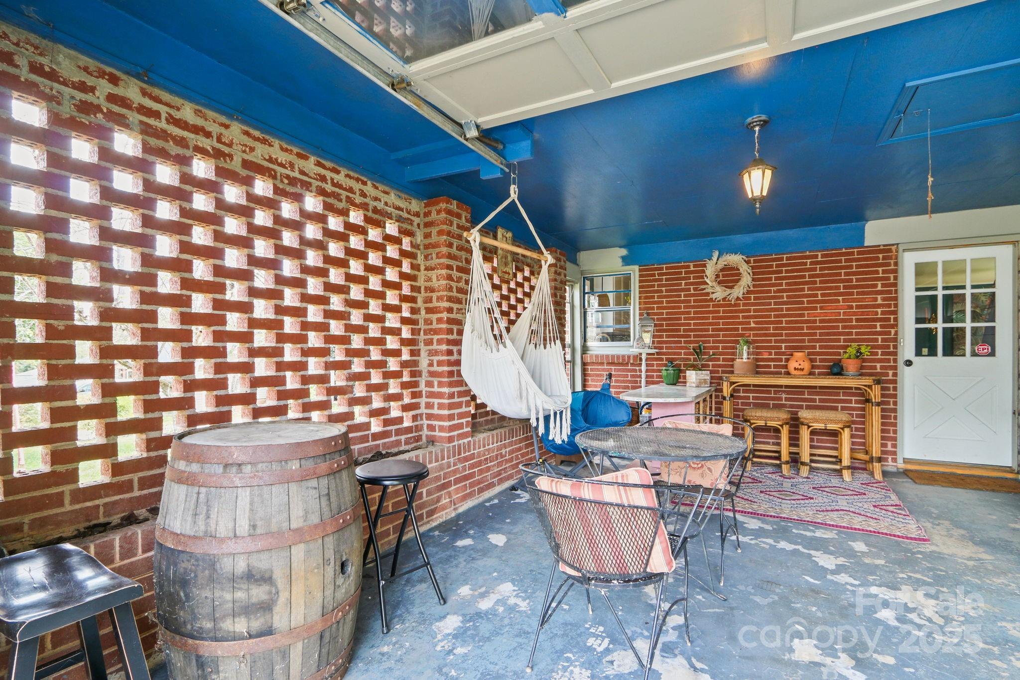 4913 Friendly Drive