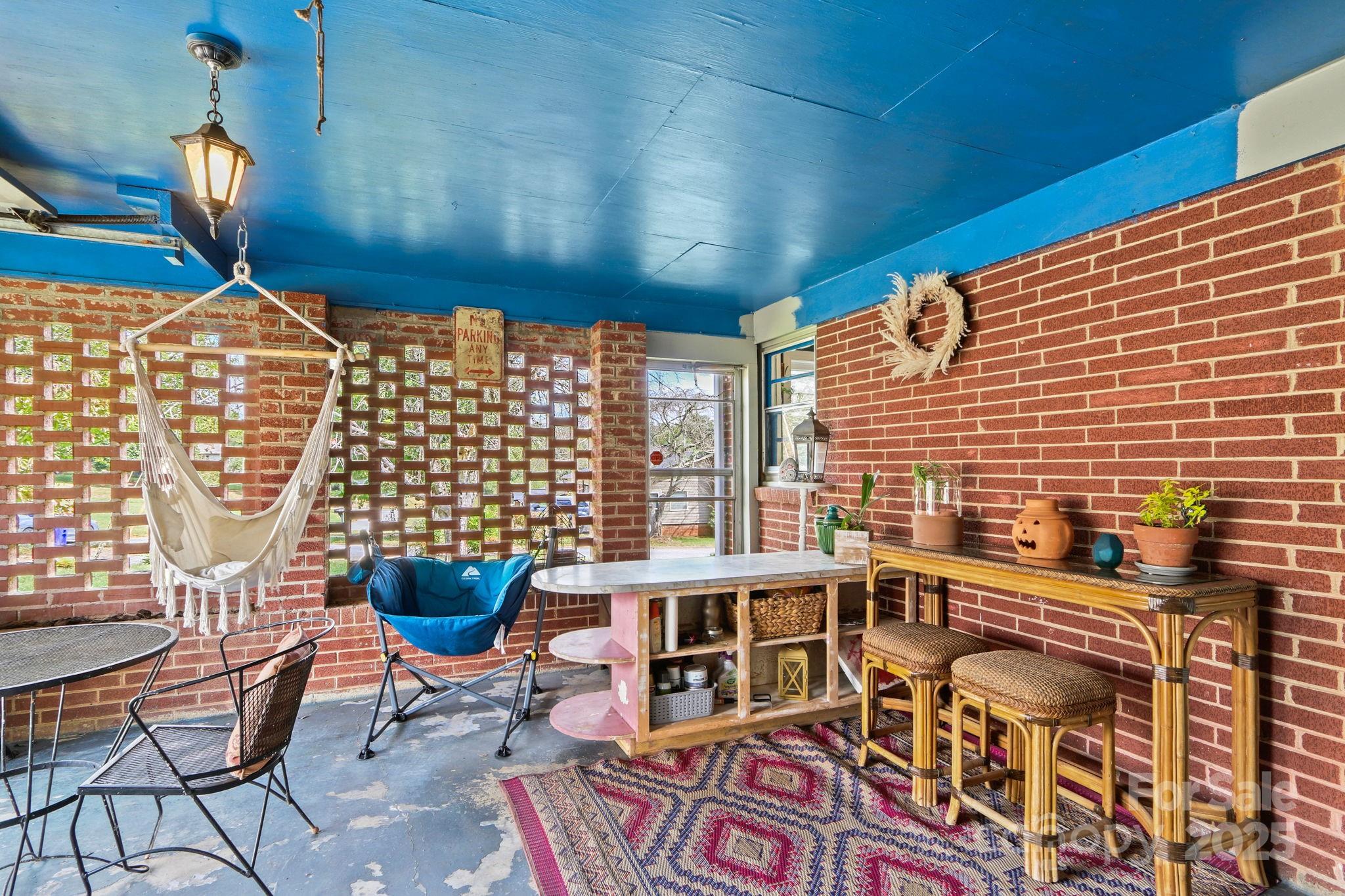4913 Friendly Drive