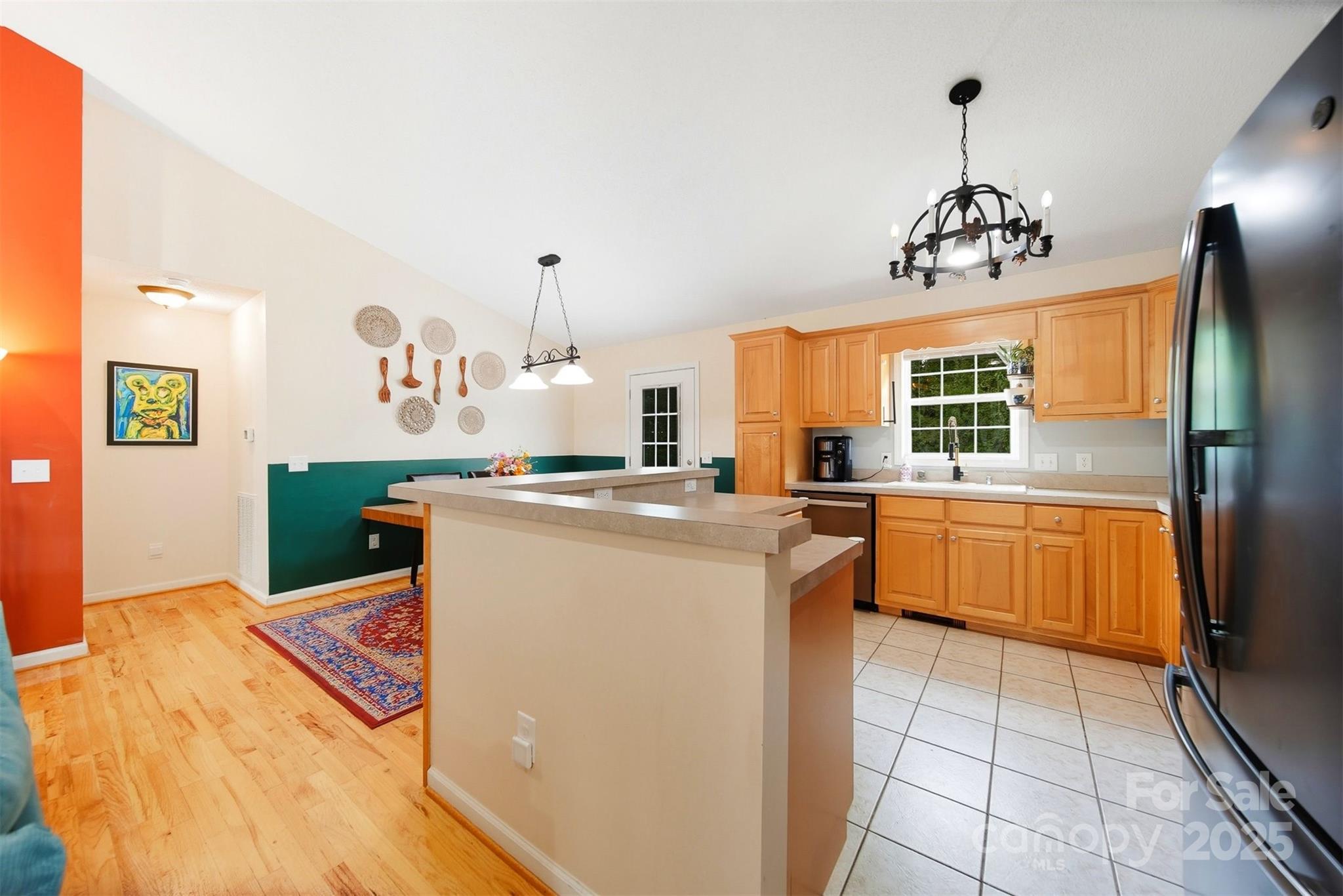 102 Cliffwood Drive