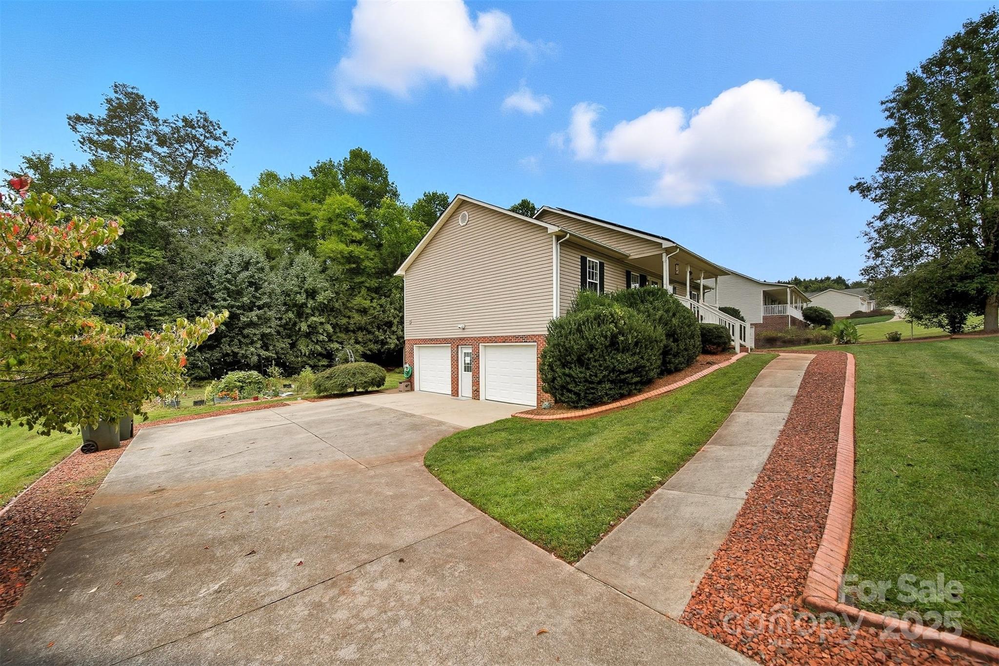 102 Cliffwood Drive
