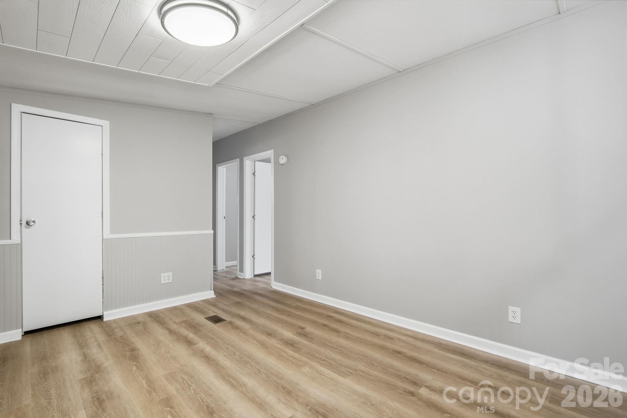 517 Ridgeway Place SW