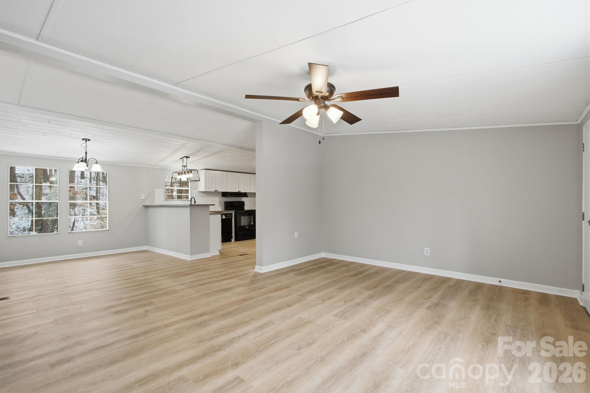 517 Ridgeway Place SW