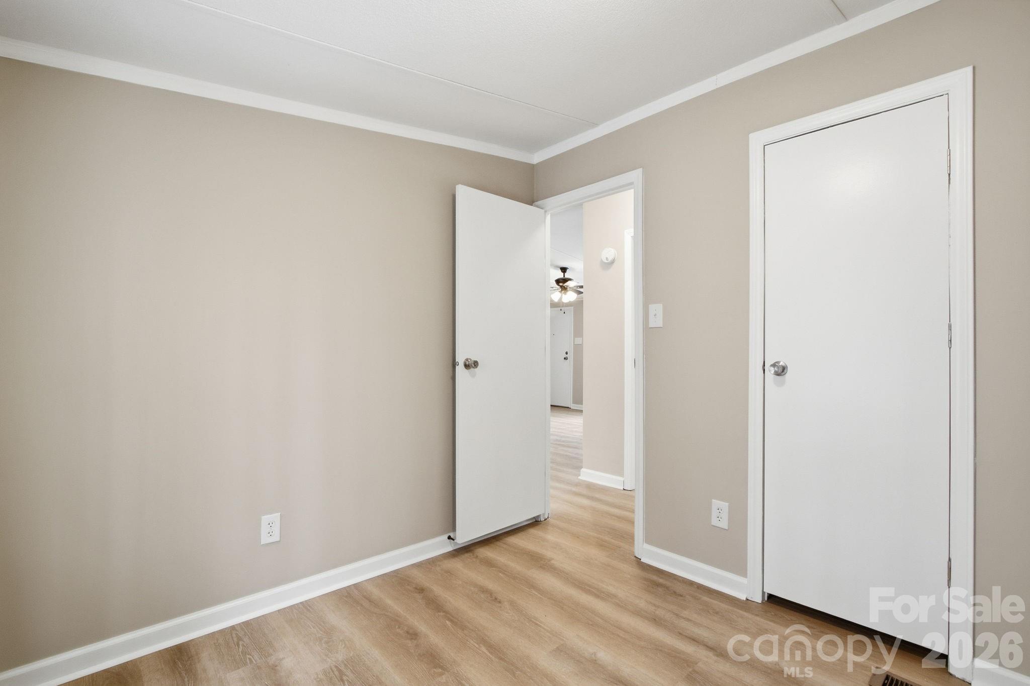 517 Ridgeway Place SW