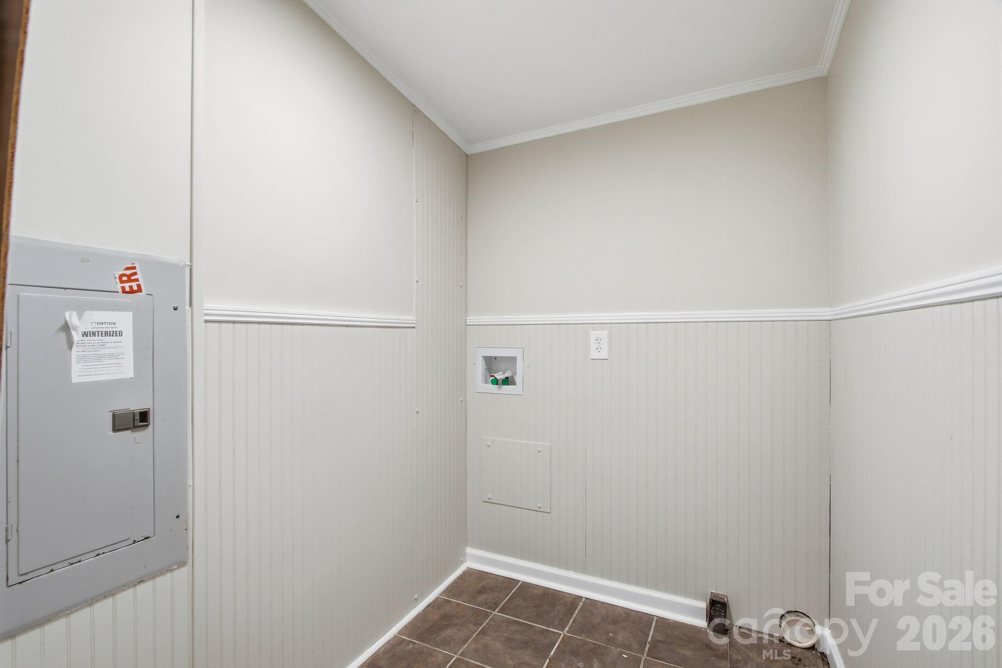 517 Ridgeway Place SW