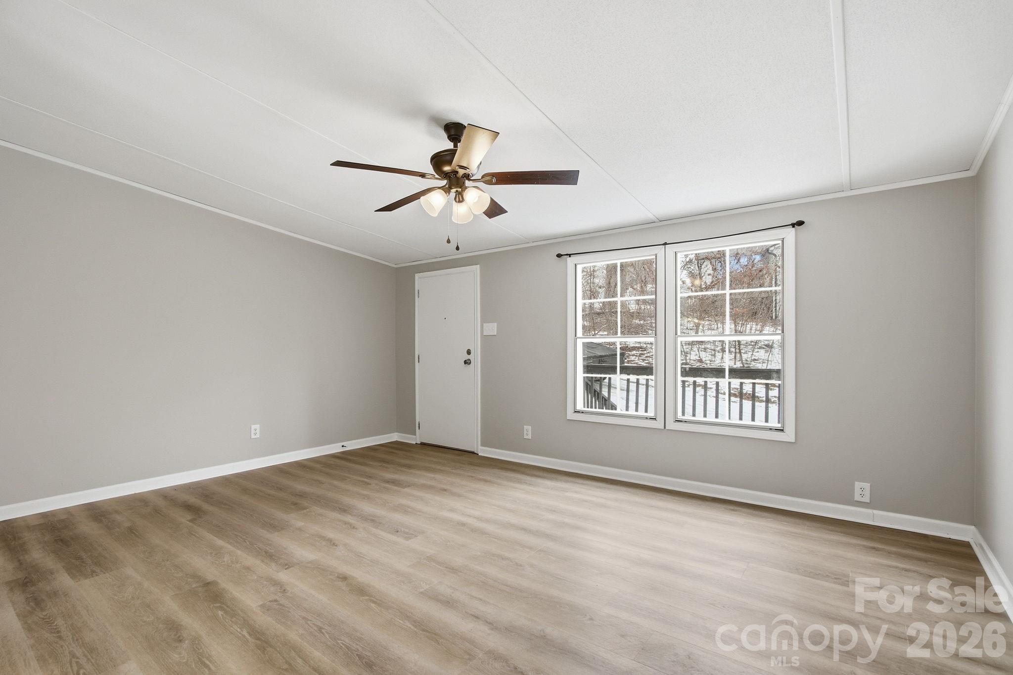 517 Ridgeway Place SW