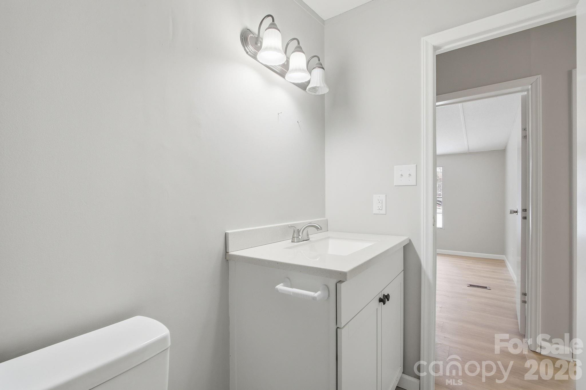 517 Ridgeway Place SW