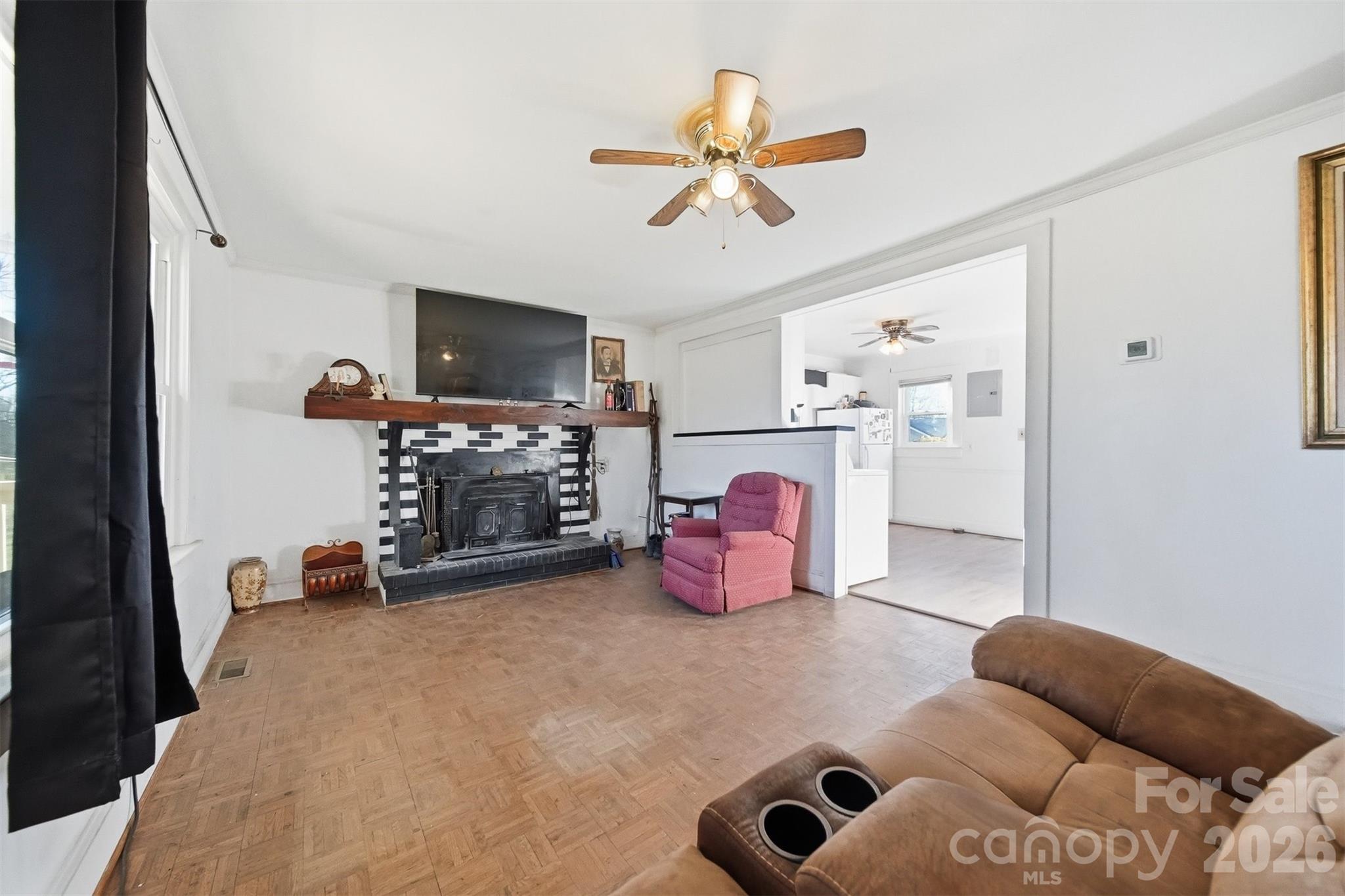 1406 Walt Arney Road SW