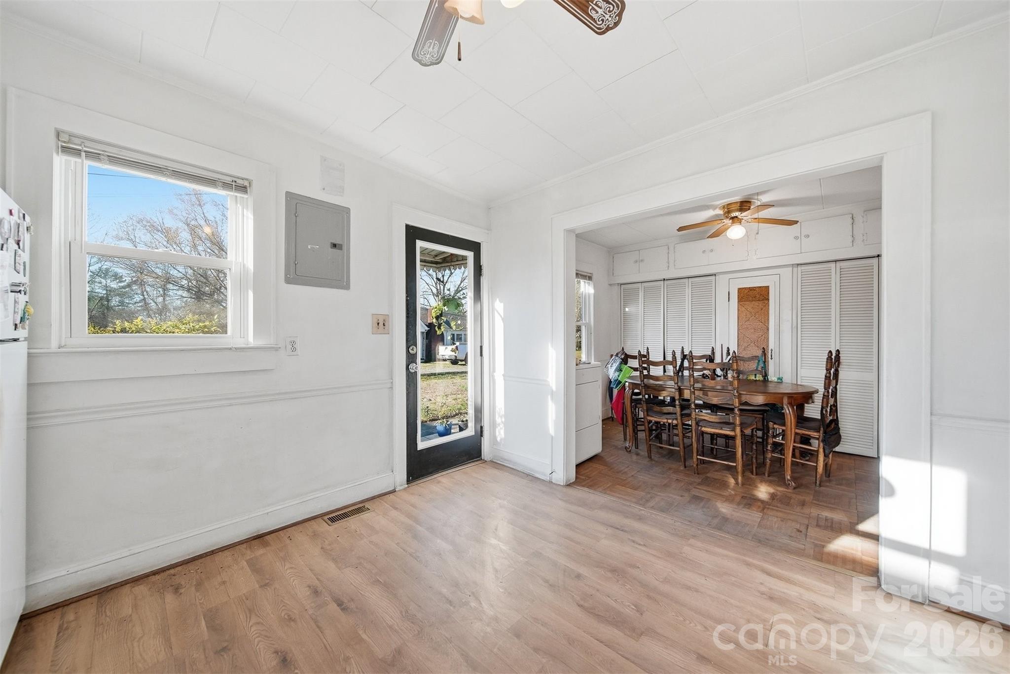 1406 Walt Arney Road SW