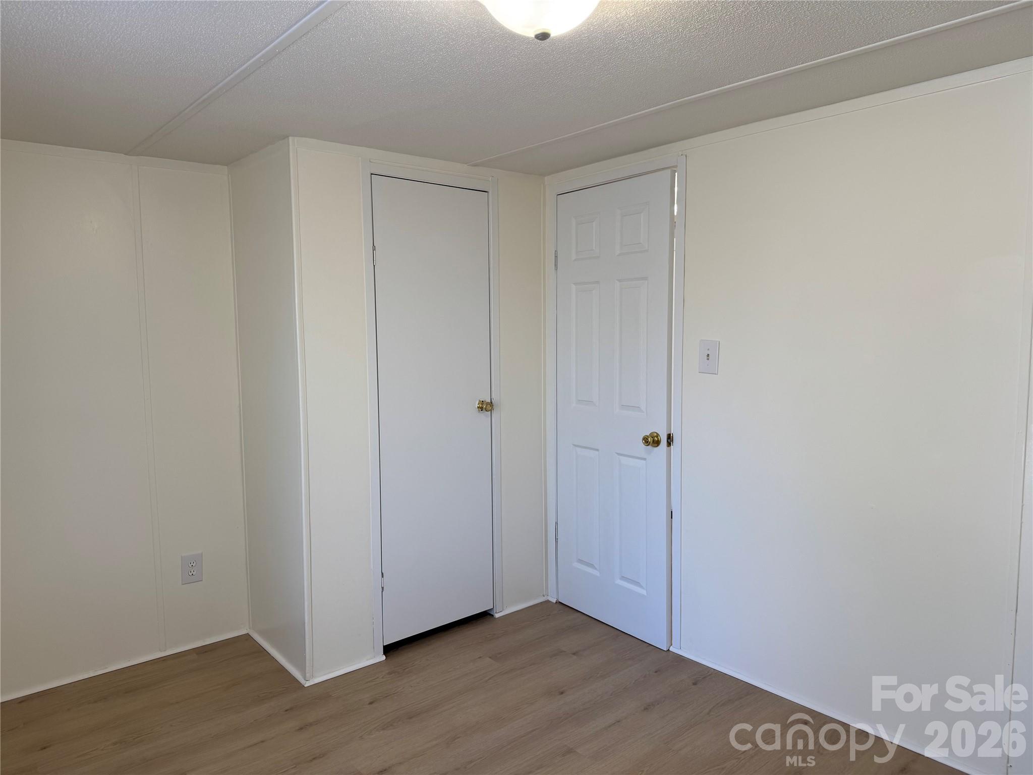 4861 Heavenly Lane