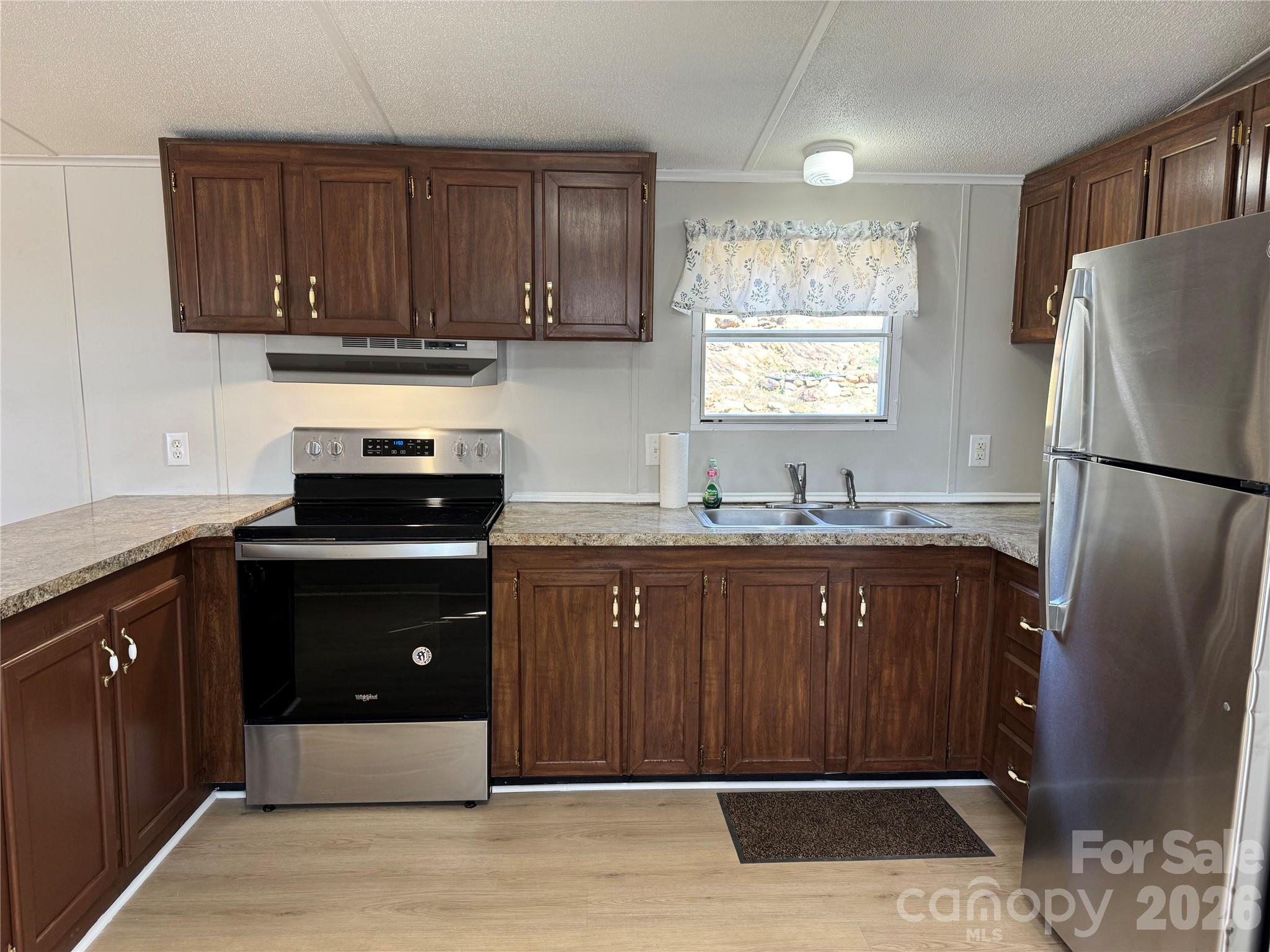 4861 Heavenly Lane