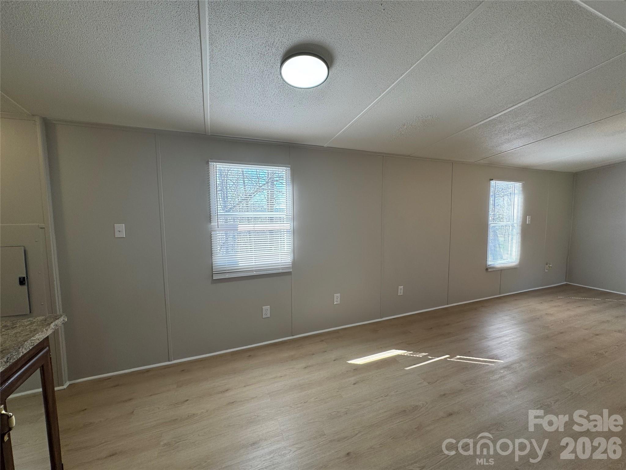 4861 Heavenly Lane