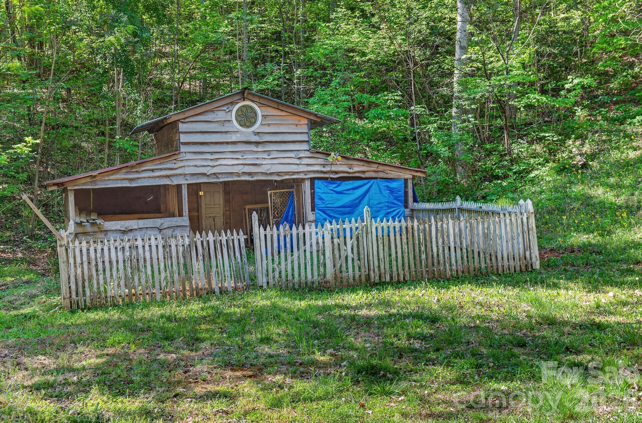 2324 Alfred Hartley Road