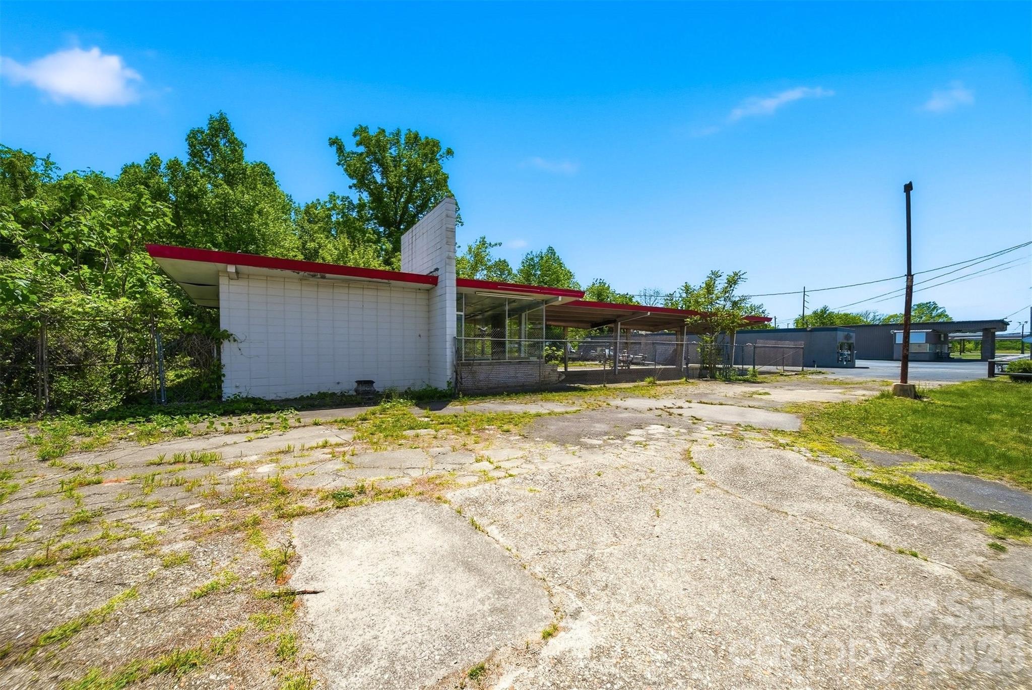 1425 Morganton Boulevard SW
