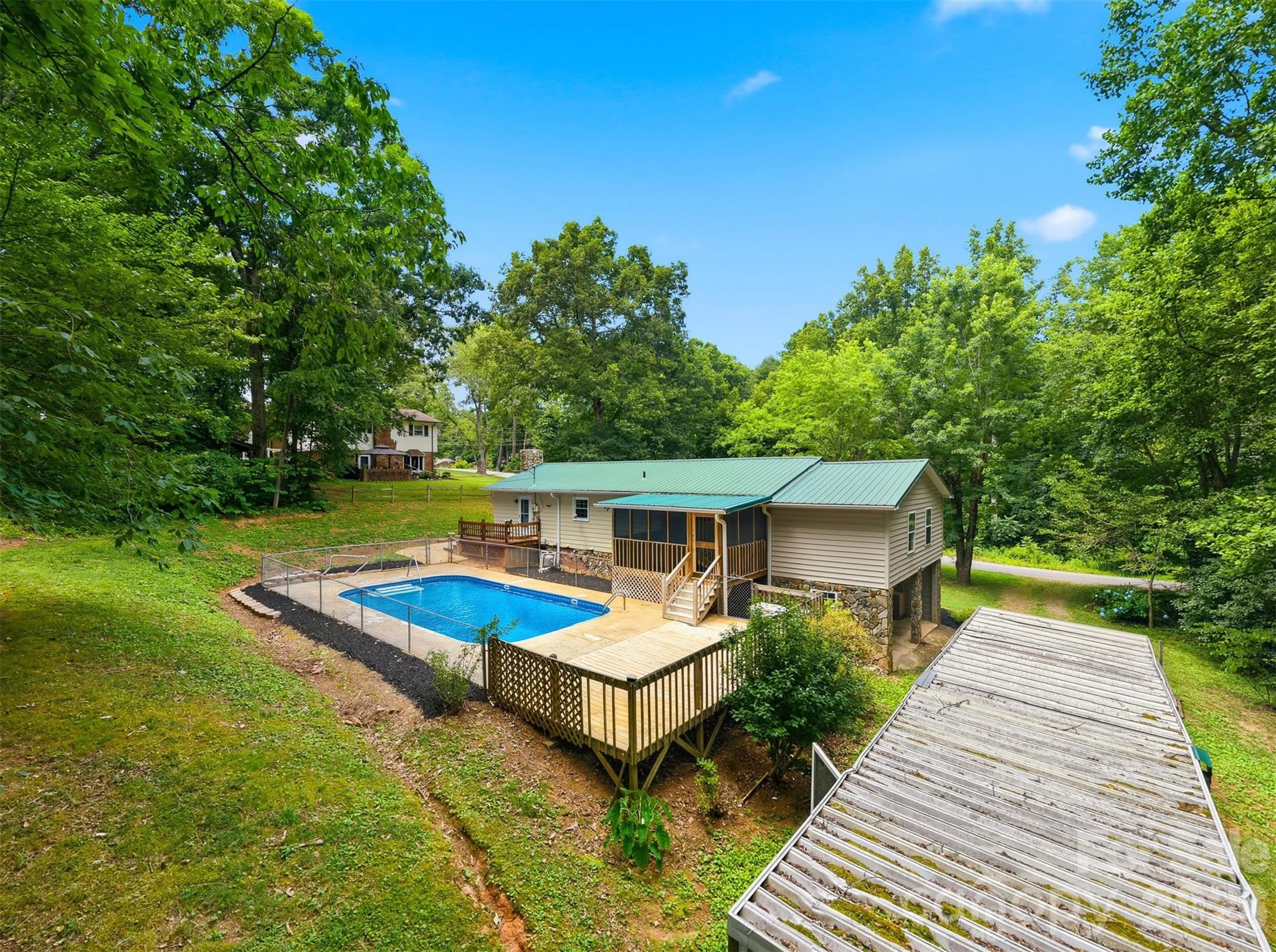 408 Birch Circle Drive