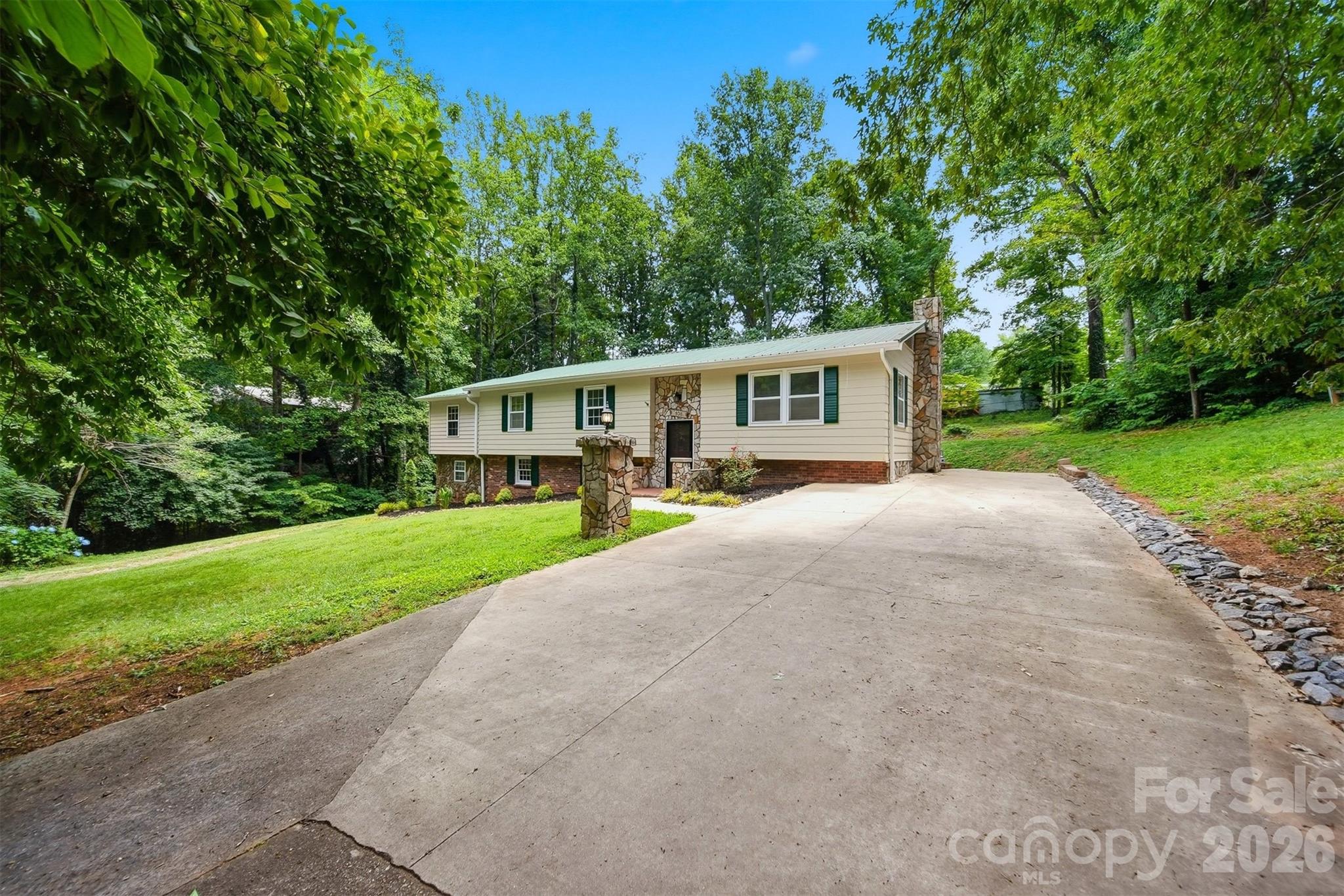 408 Birch Circle Drive