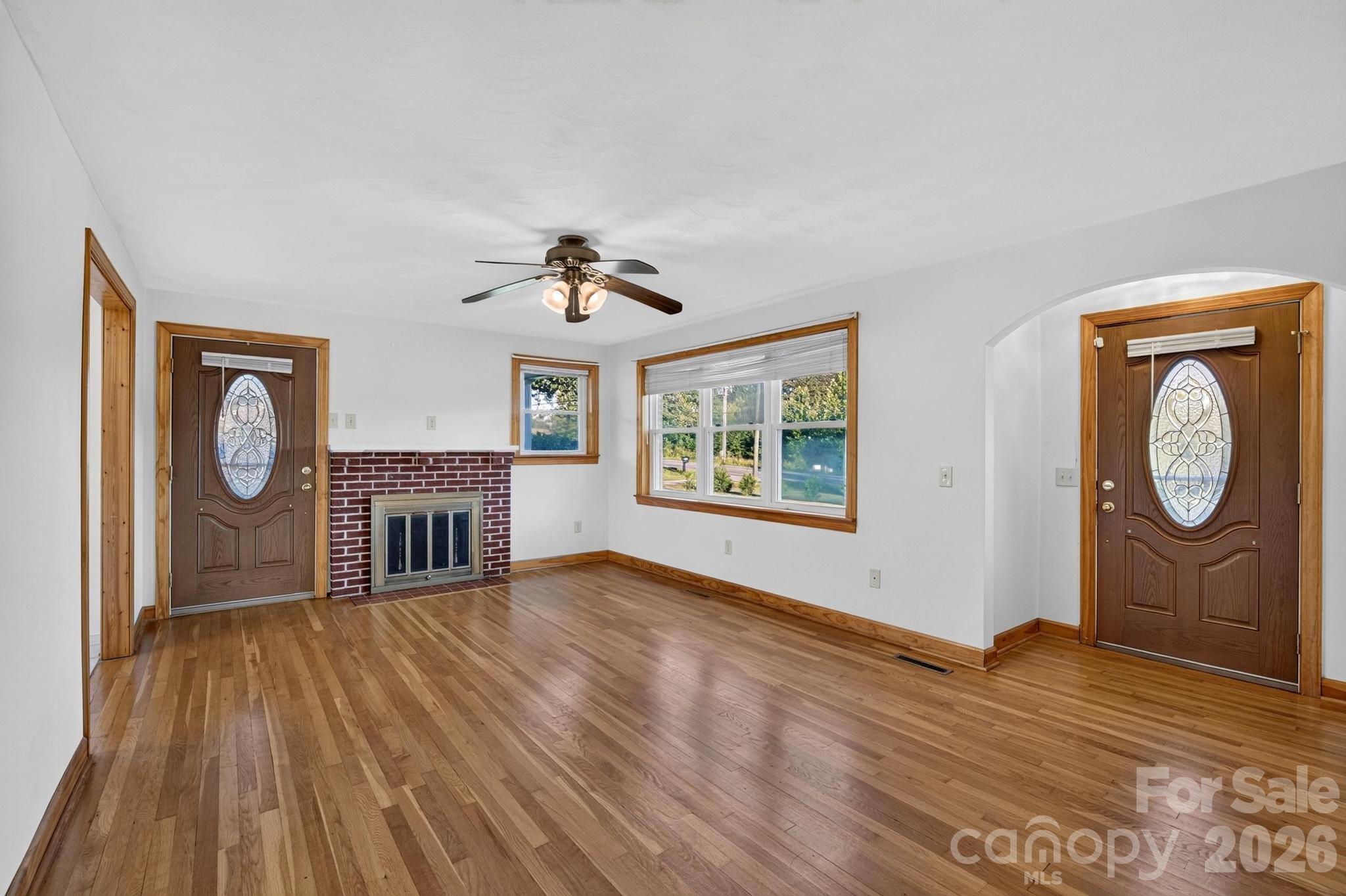 1532 Orchard Drive