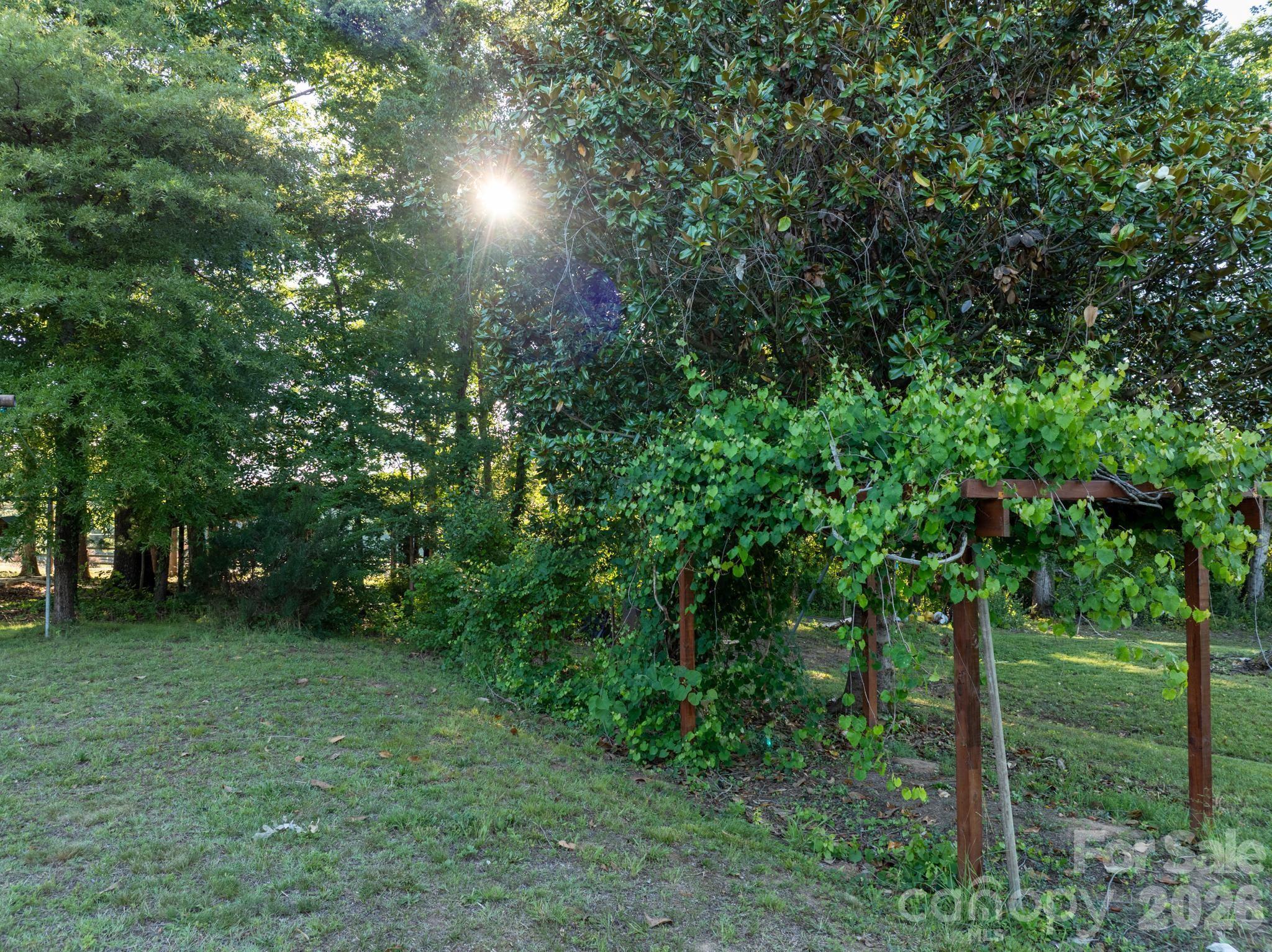 1532 Orchard Drive
