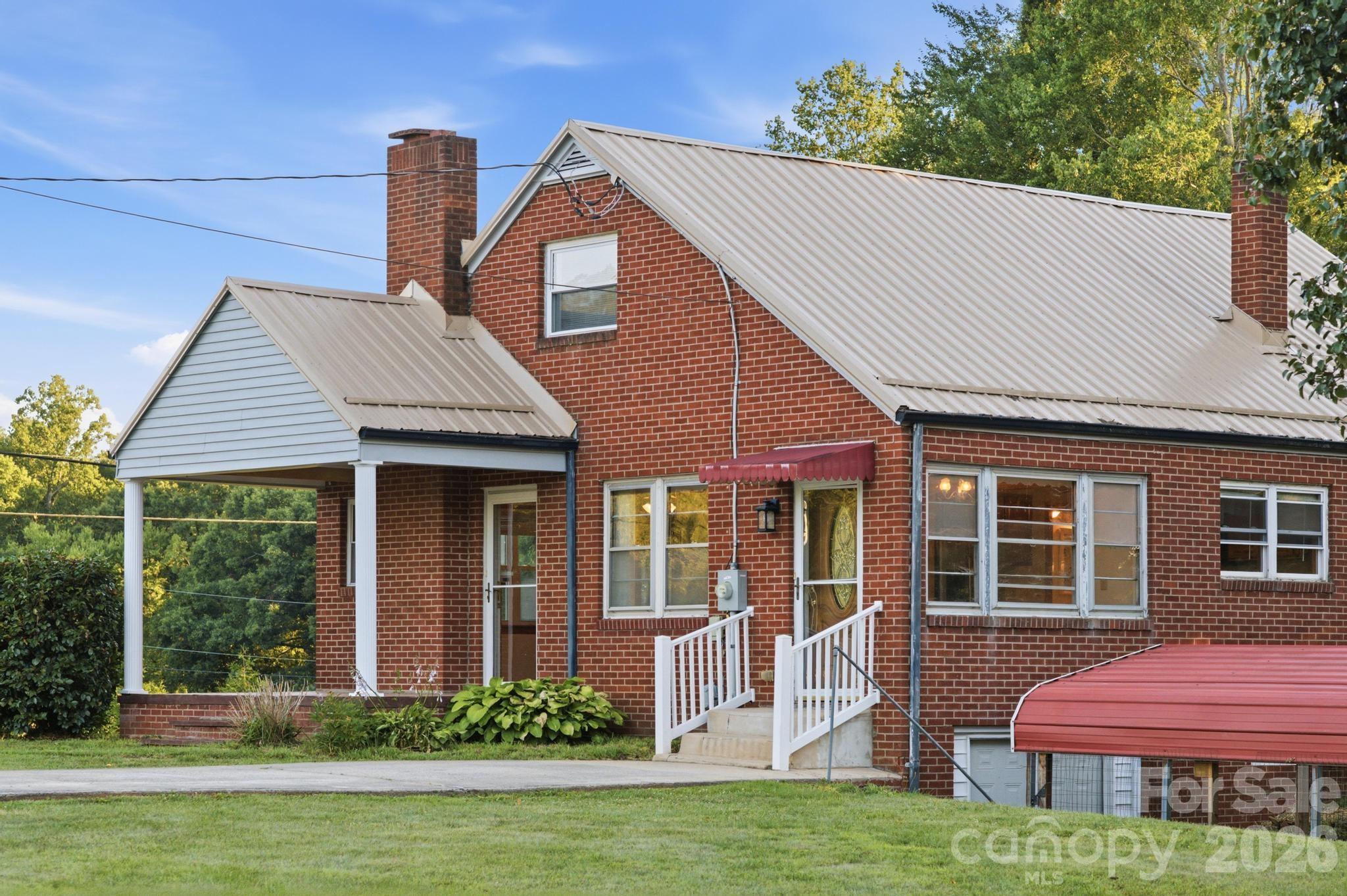 1532 Orchard Drive