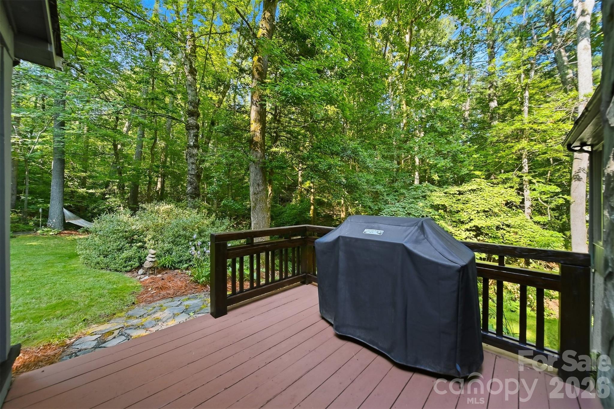 414 Stonecroft Drive SE