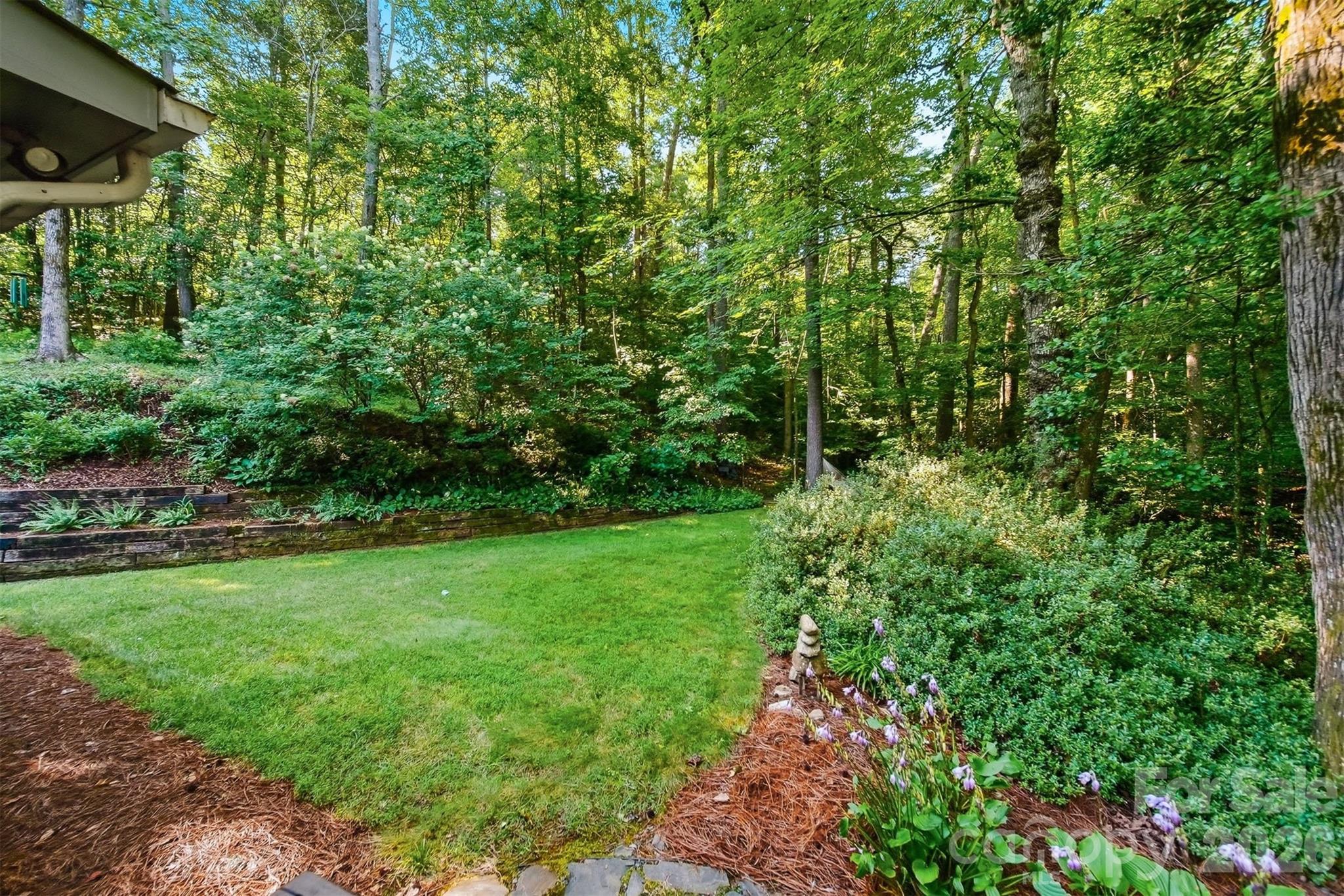 414 Stonecroft Drive SE