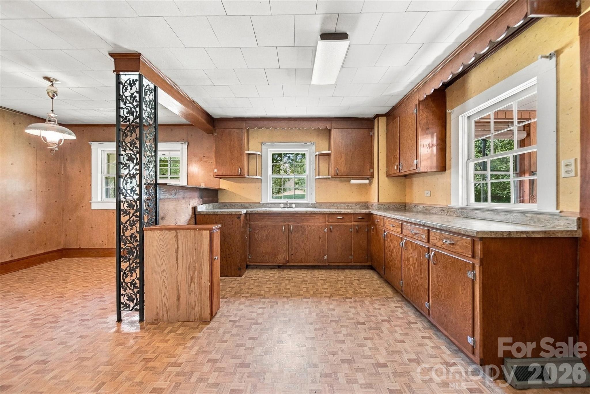 2529 Morganton Boulevard