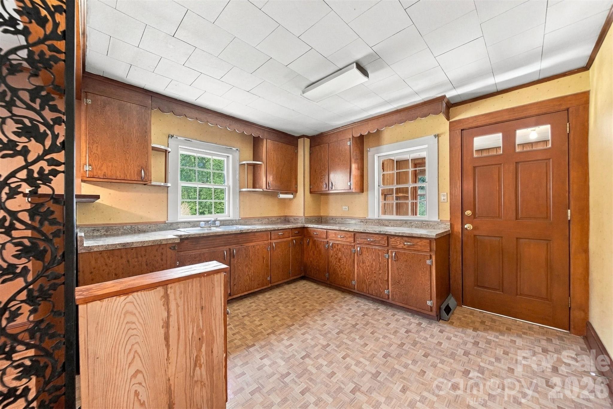 2529 Morganton Boulevard