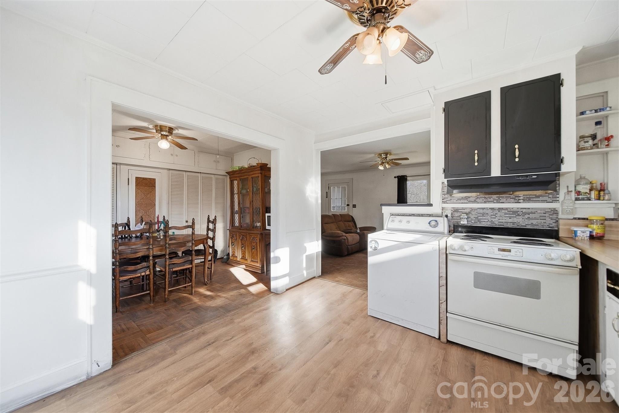 1406 Walt Arney Road SW