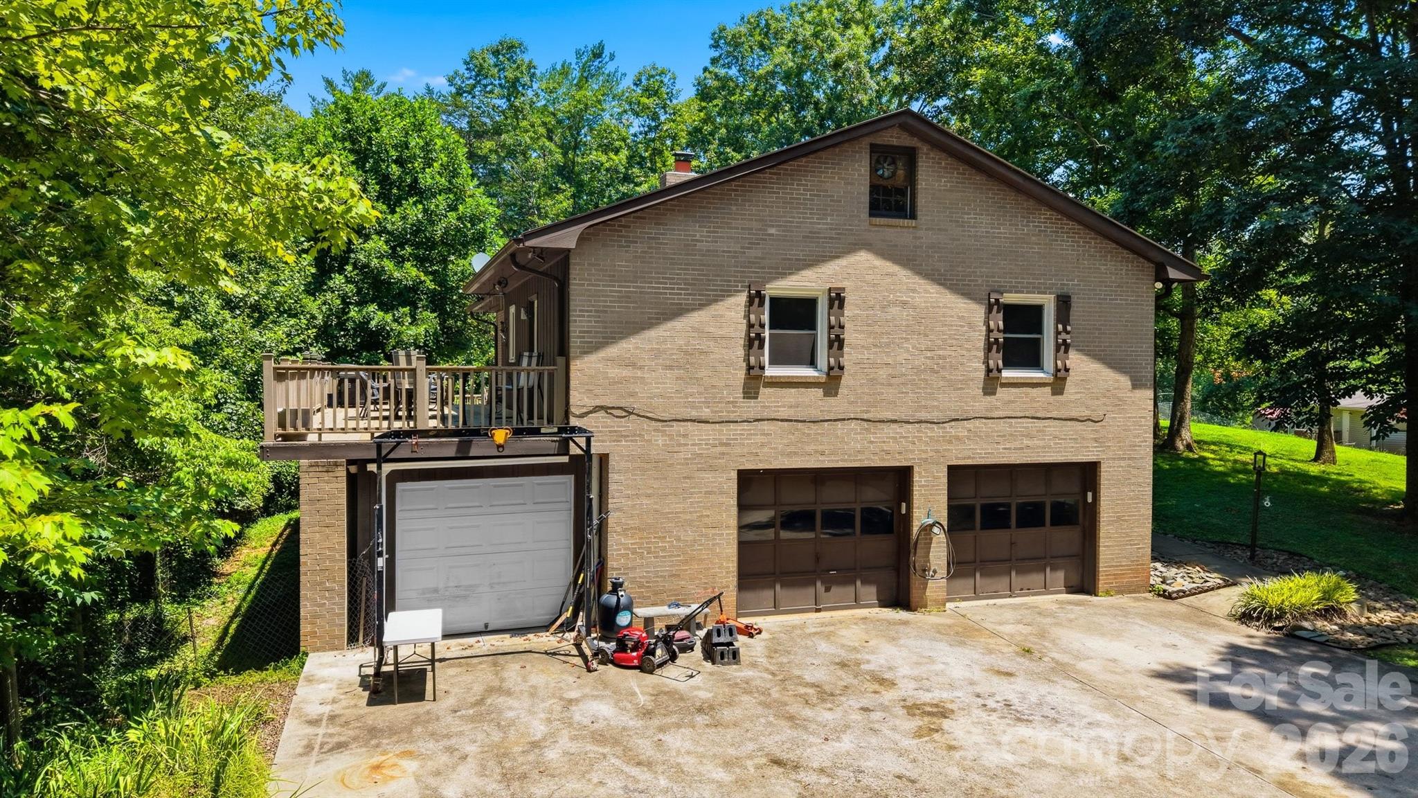 1924 Braswell Place