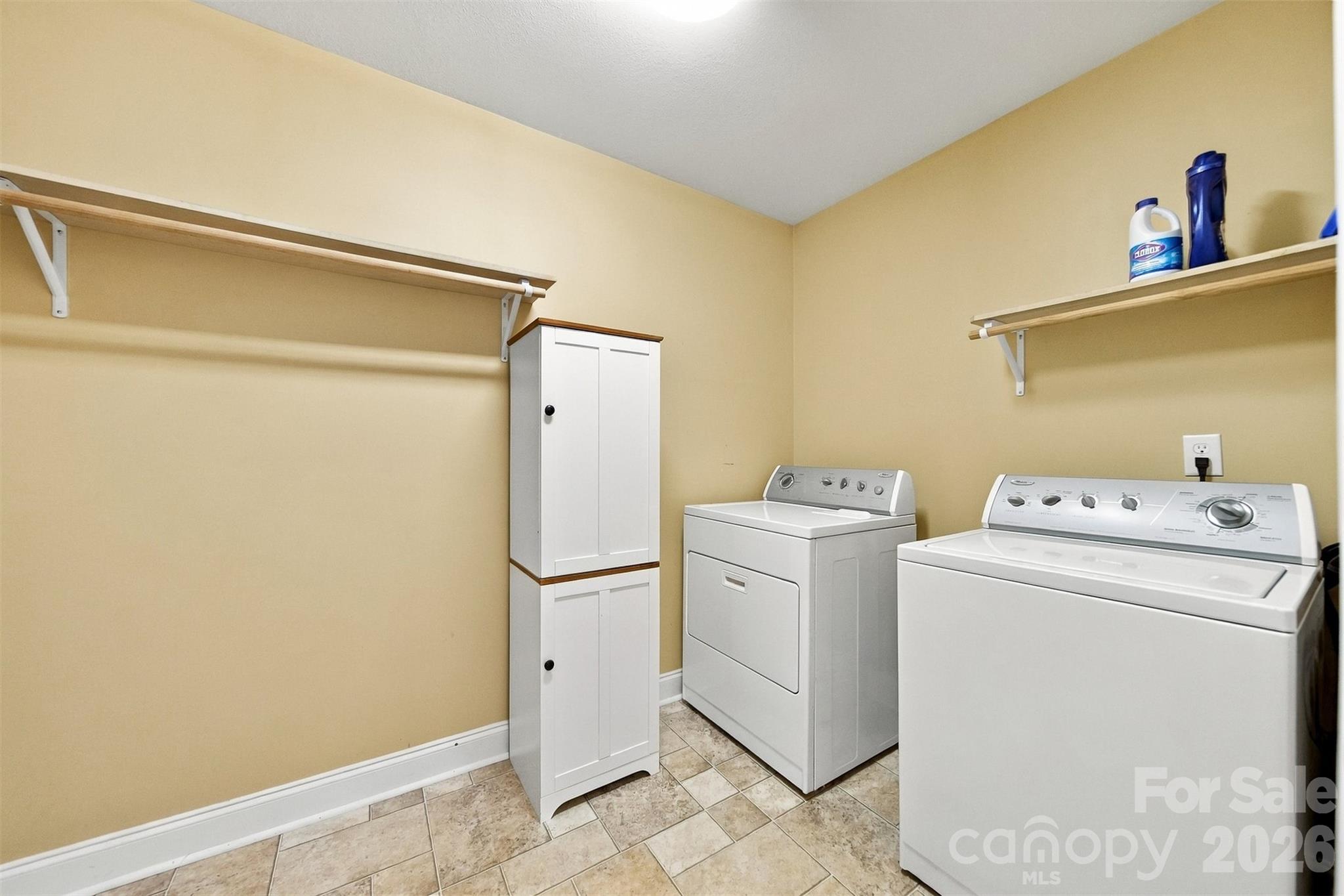 3937 Rocky Brook Place